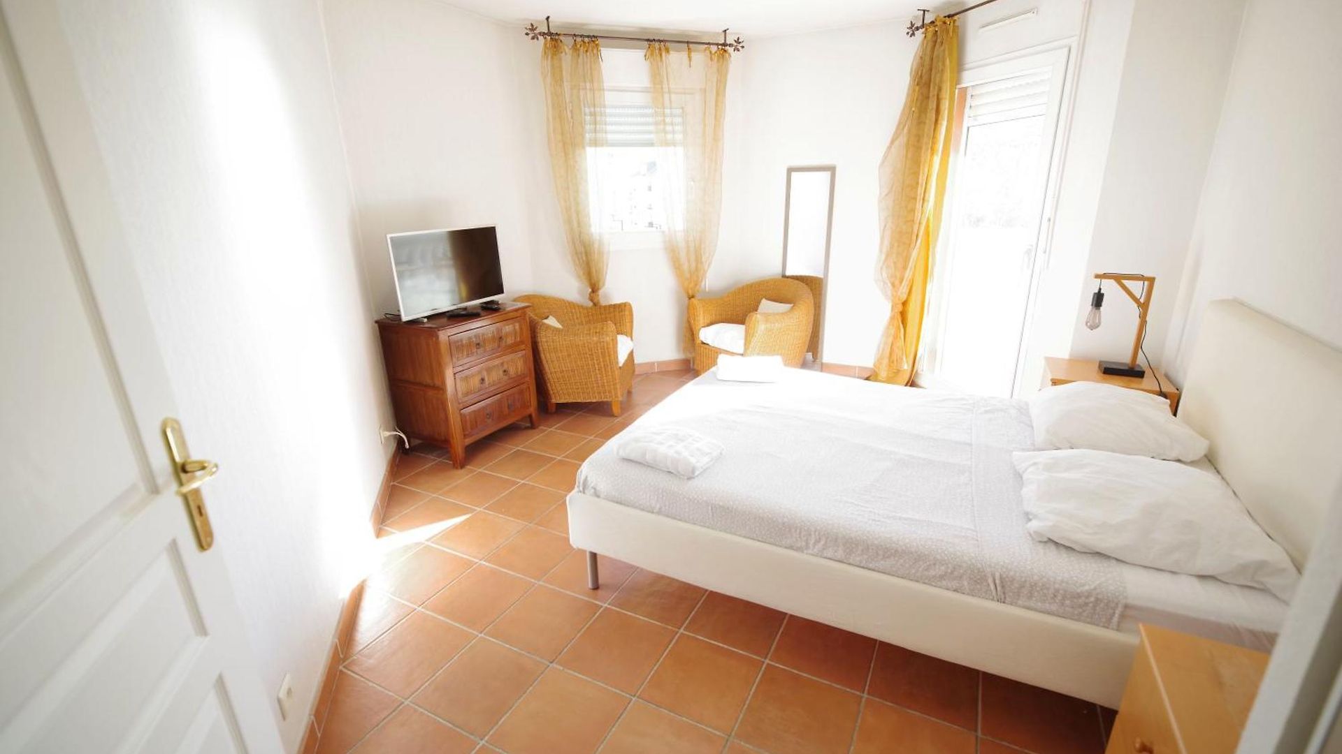 Domes Seaside Résidence Piscine, Free Parking, Airport Tramway * Nice