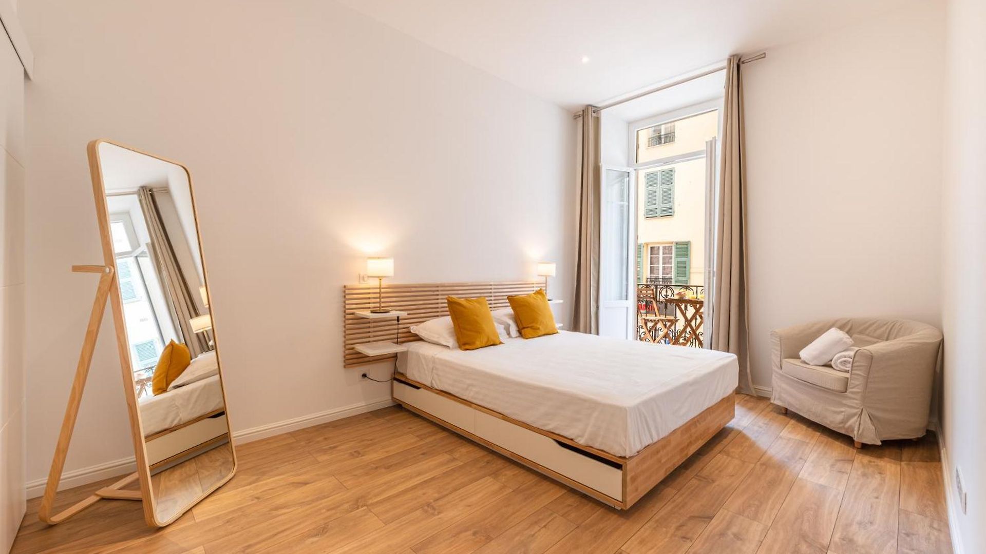 Appartement Magnifique 2p Avec Vue Sur Le Port De *