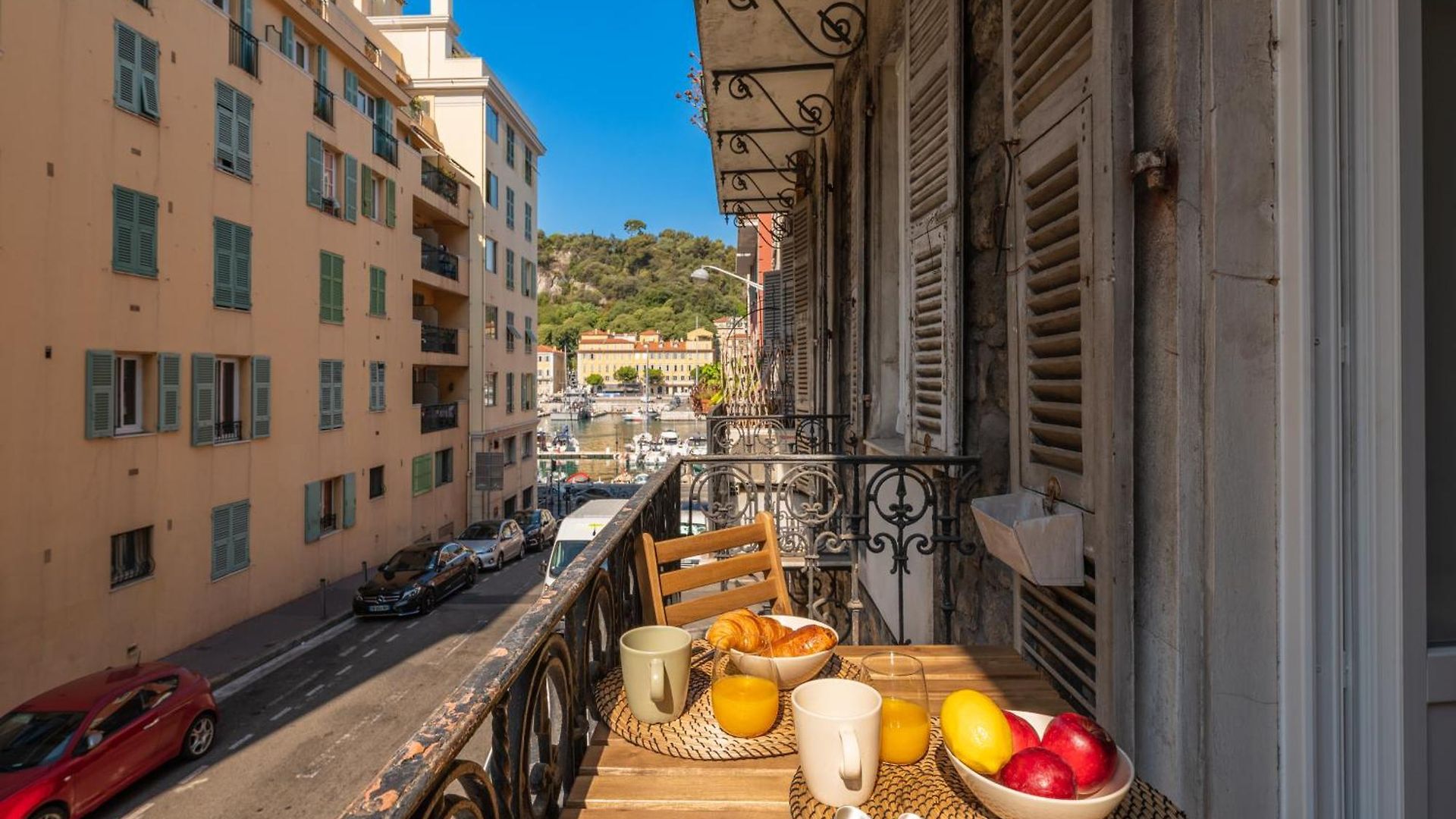 Appartement Magnifique 2p Avec Vue Sur Le Port De