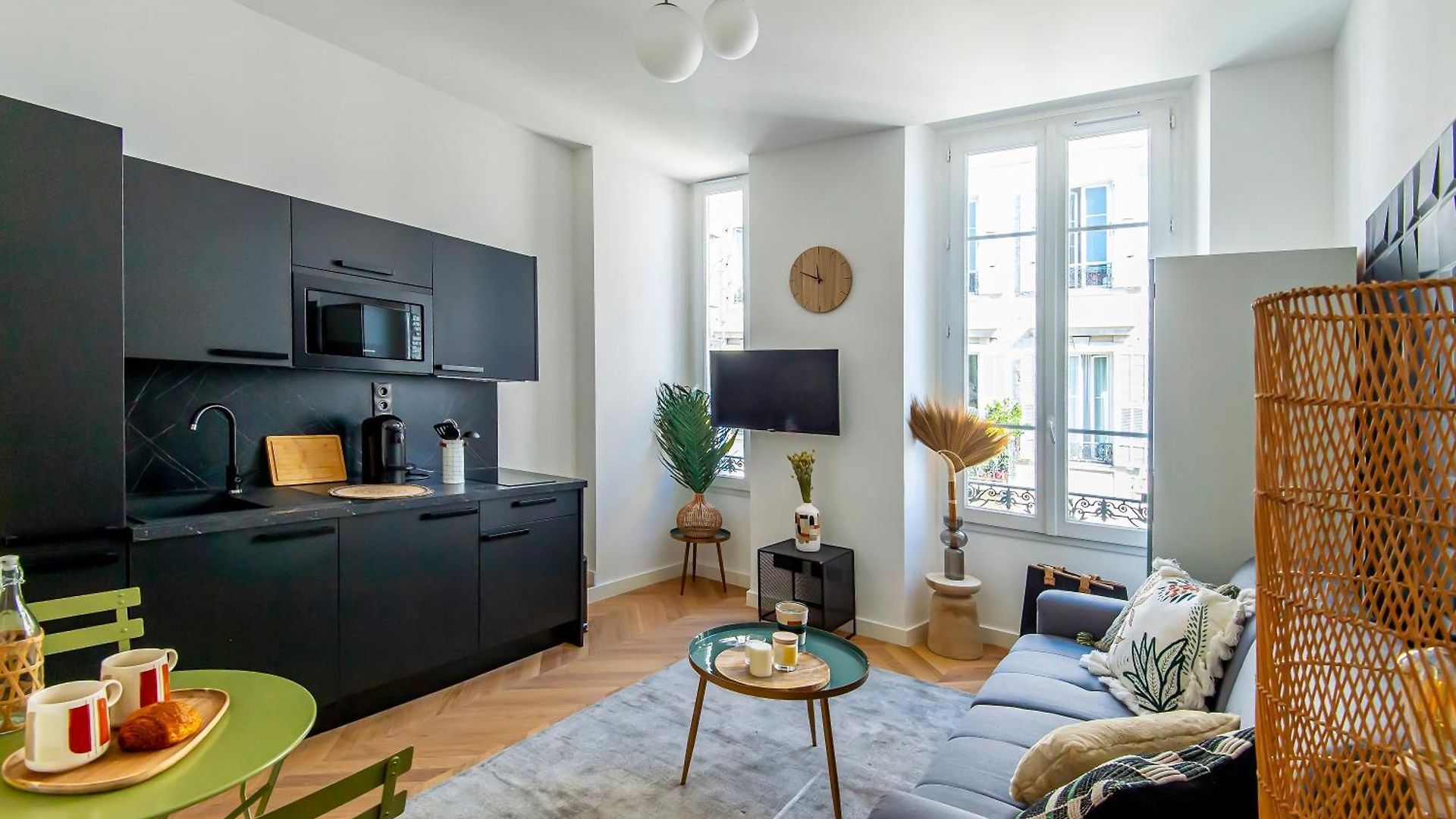 Apartment 302b Beautiful Refurbished Downtown / Ac *