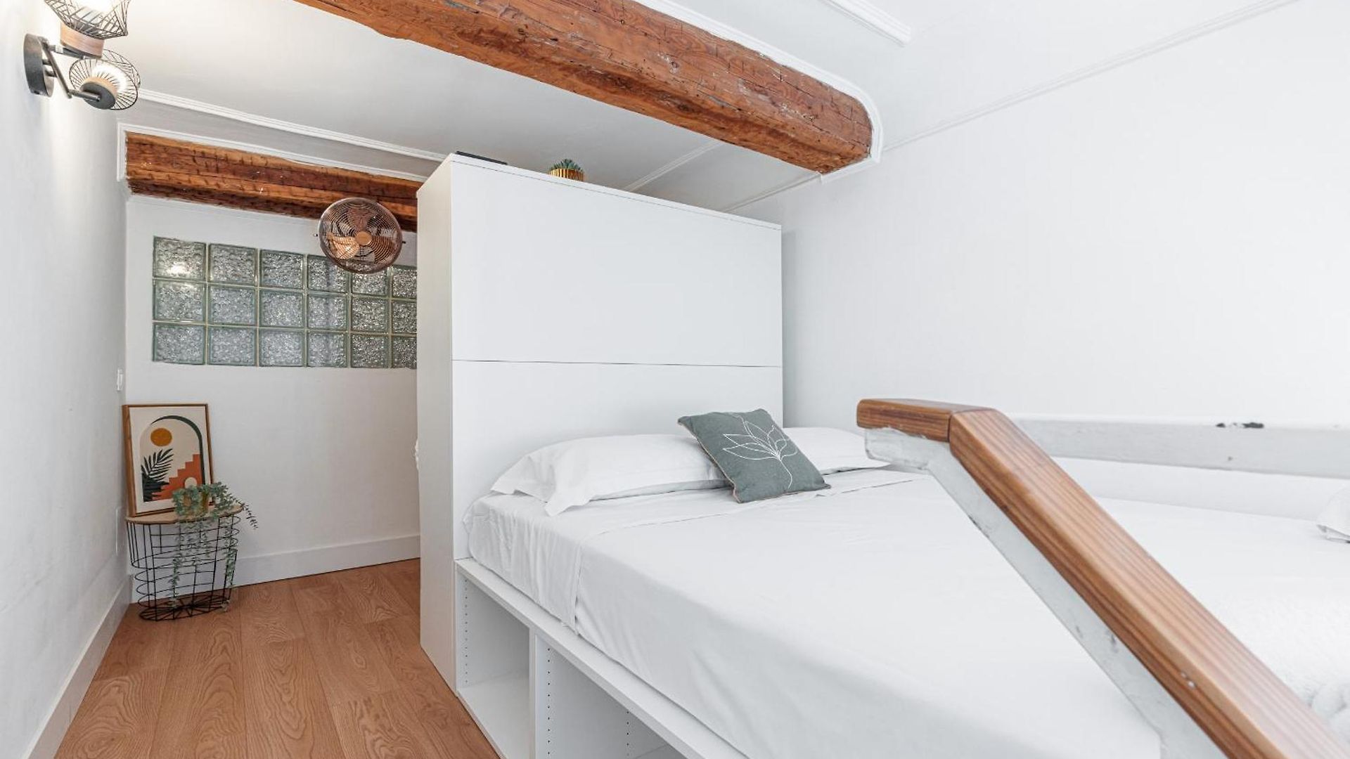 Lively District - Duplex Old Town * Nice