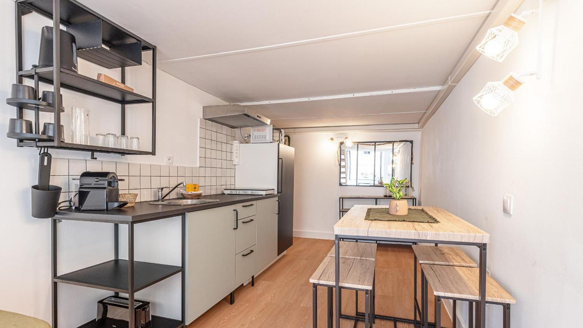 Lively District - Duplex Old Town Nice