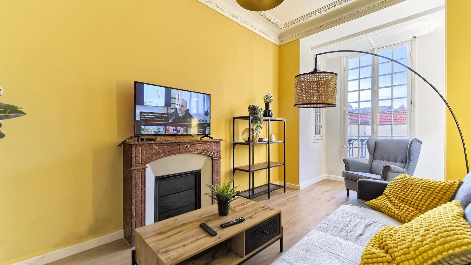 Apartment Luxury Homeplace In Center Nice