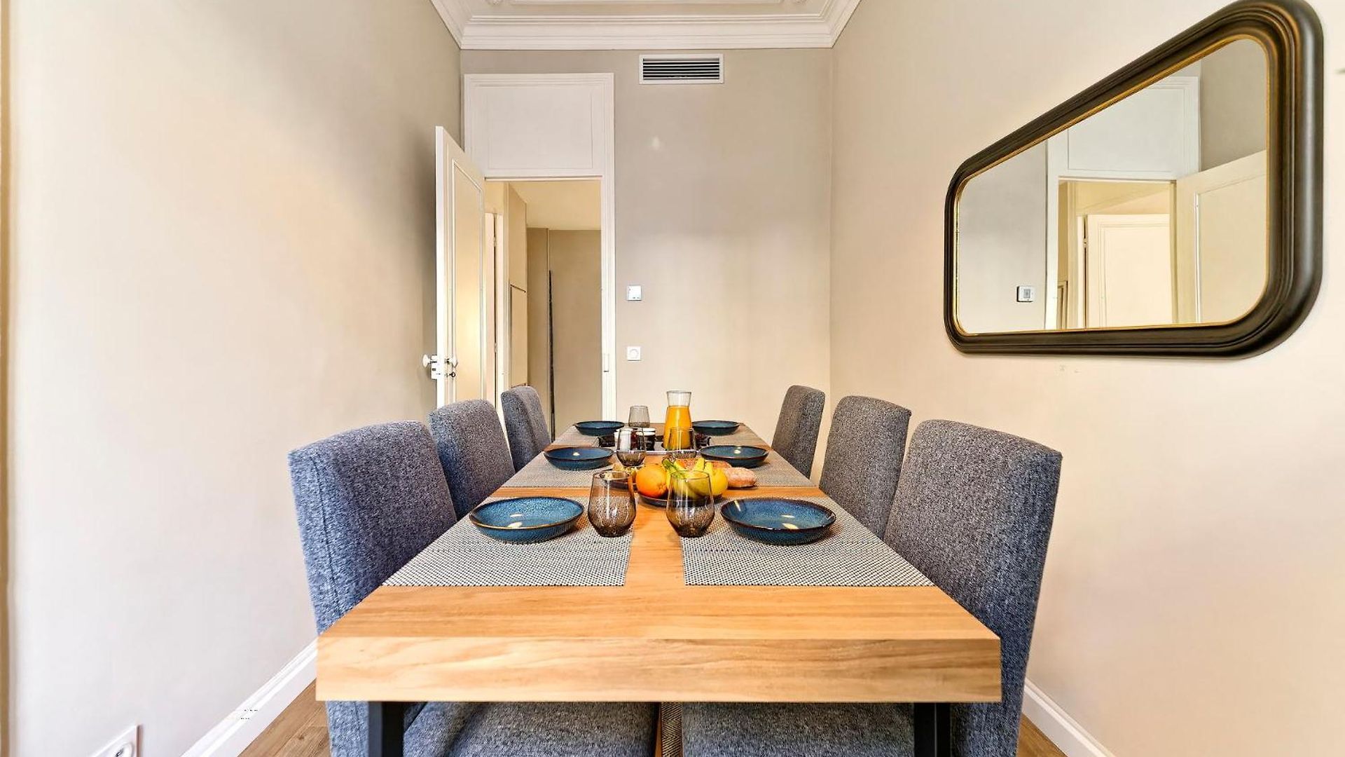 Luxury Homeplace In Center * Nice