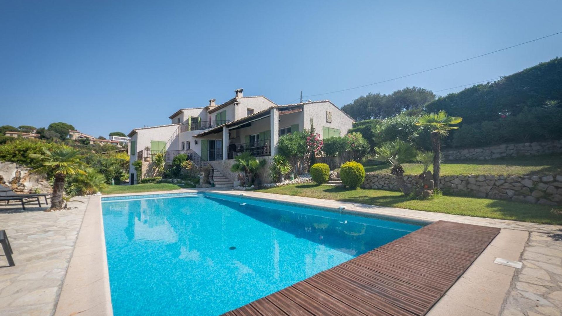 Bellet Villa *