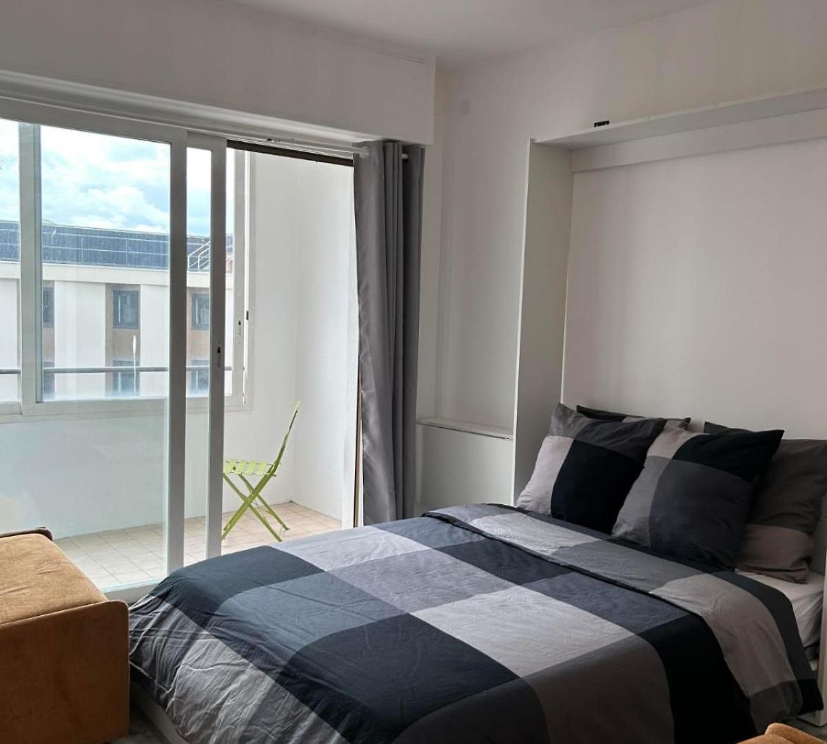 Promenade Des Homestay Nice