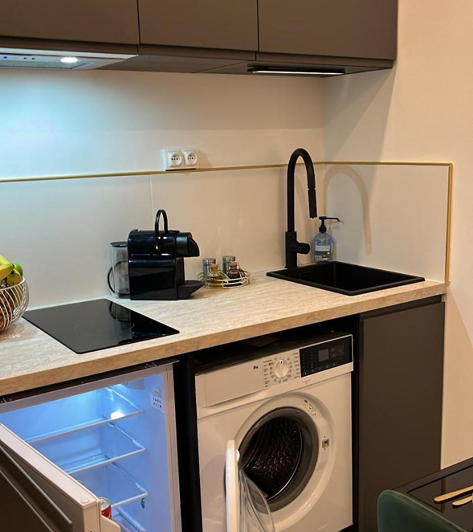 Appartement Centre Sur Avenue Jean Medecin à 8 Minutes De Marche Nice