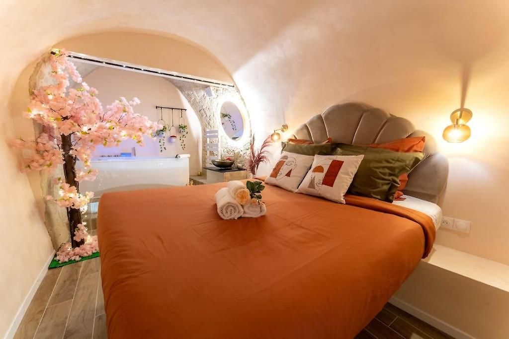 Avec 2 Jacuzzi Balneo, Parking Nice
