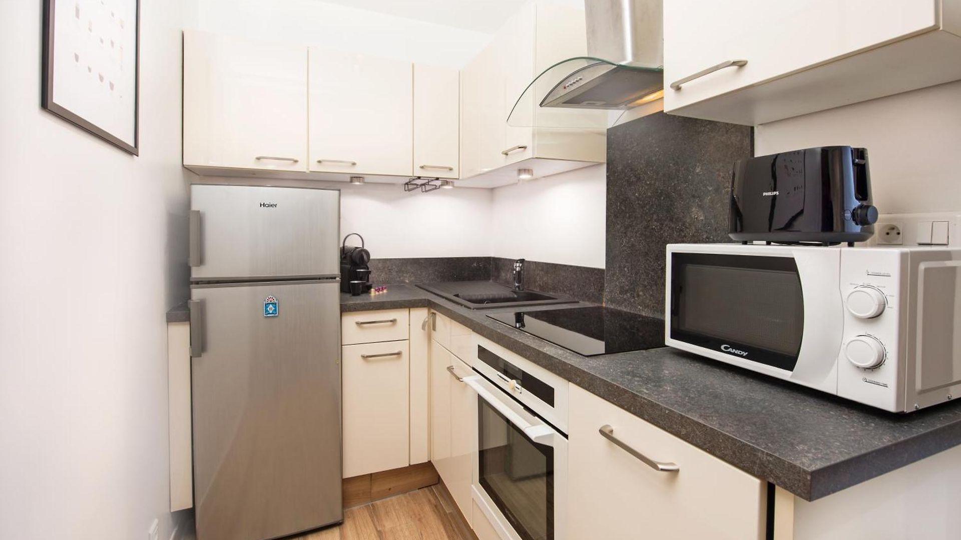 Moderne - Terrasse - Parking - Bm Appartement *