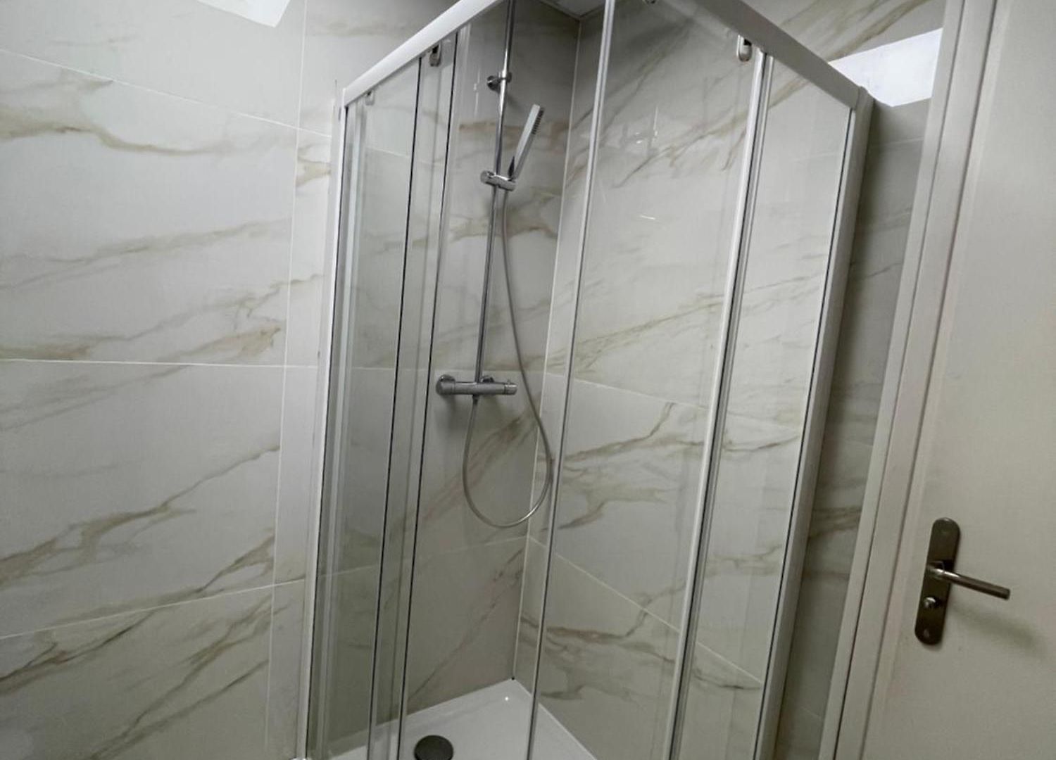 Studio, Centre Ville, Bord De Mer, Appartement *