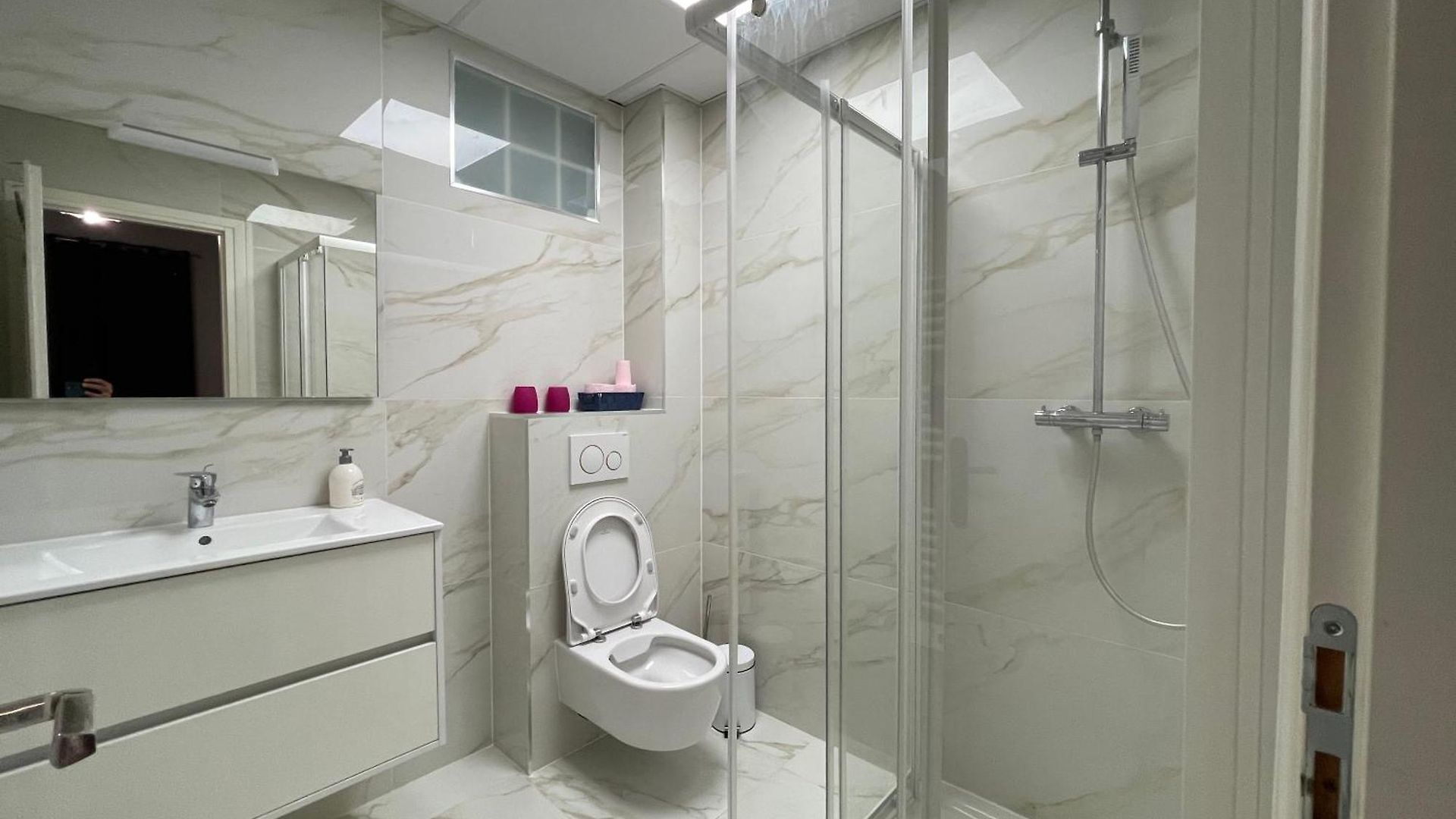 Studio, Centre Ville, Bord De Mer, Appartement *