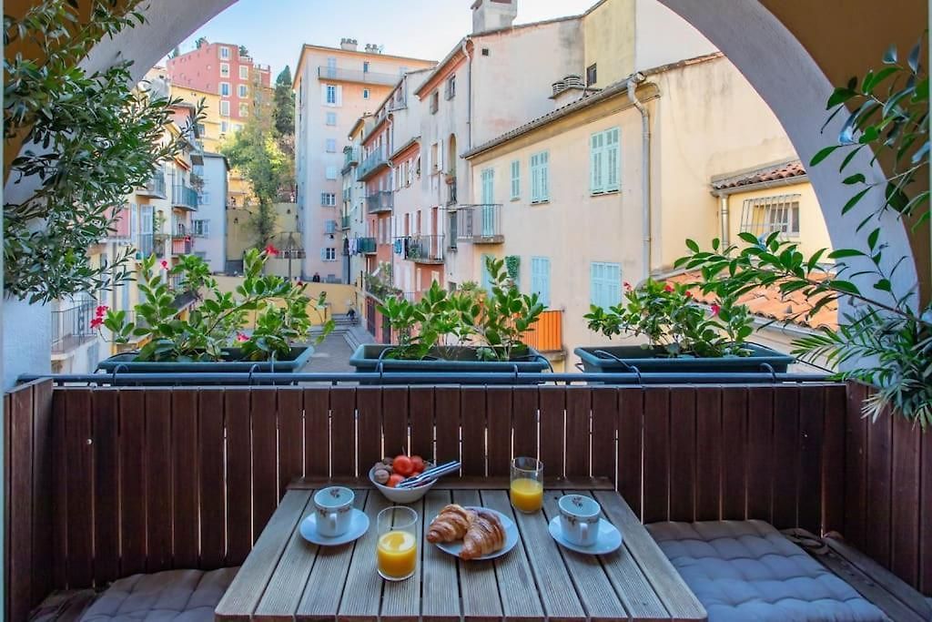 #39 Staywizus - Old Town 3 Bdr Ac Balcony 5mins Walk To Sea * Nice