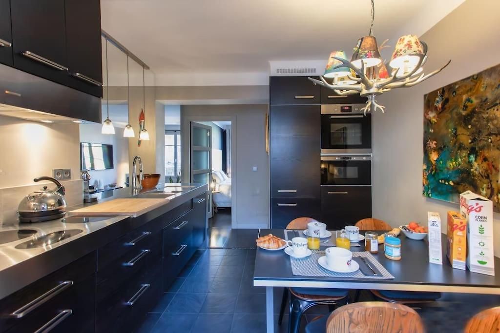 #39 Staywizus - Old Town 3 Bdr Ac Balcony 5mins Walk To Sea Appartement Nice