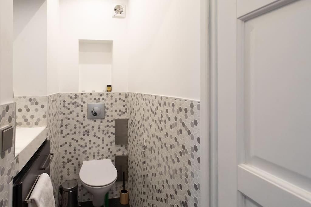#39 Staywizus - Old Town 3 Bdr Ac Balcony 5mins Walk To Sea Appartement *