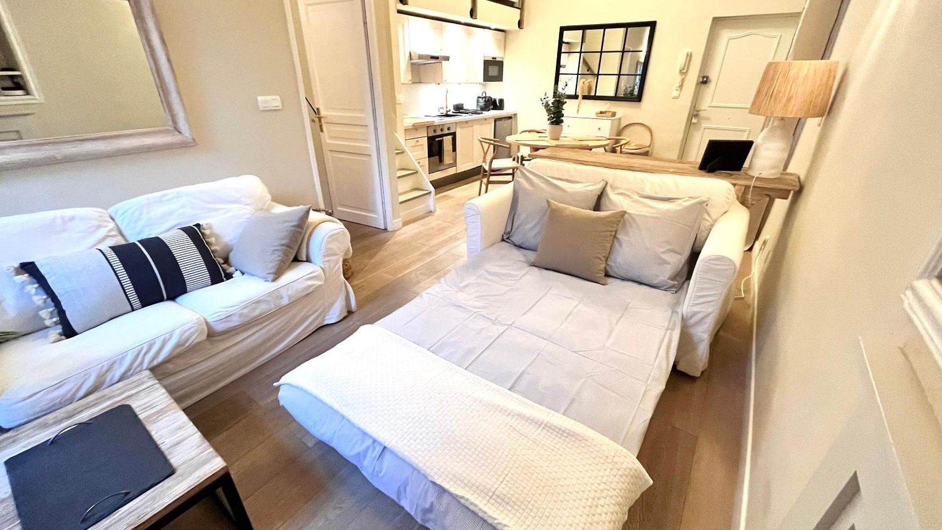 Elegant Flat With Ac, Heart Of Old Nice, Walking To The Beach!