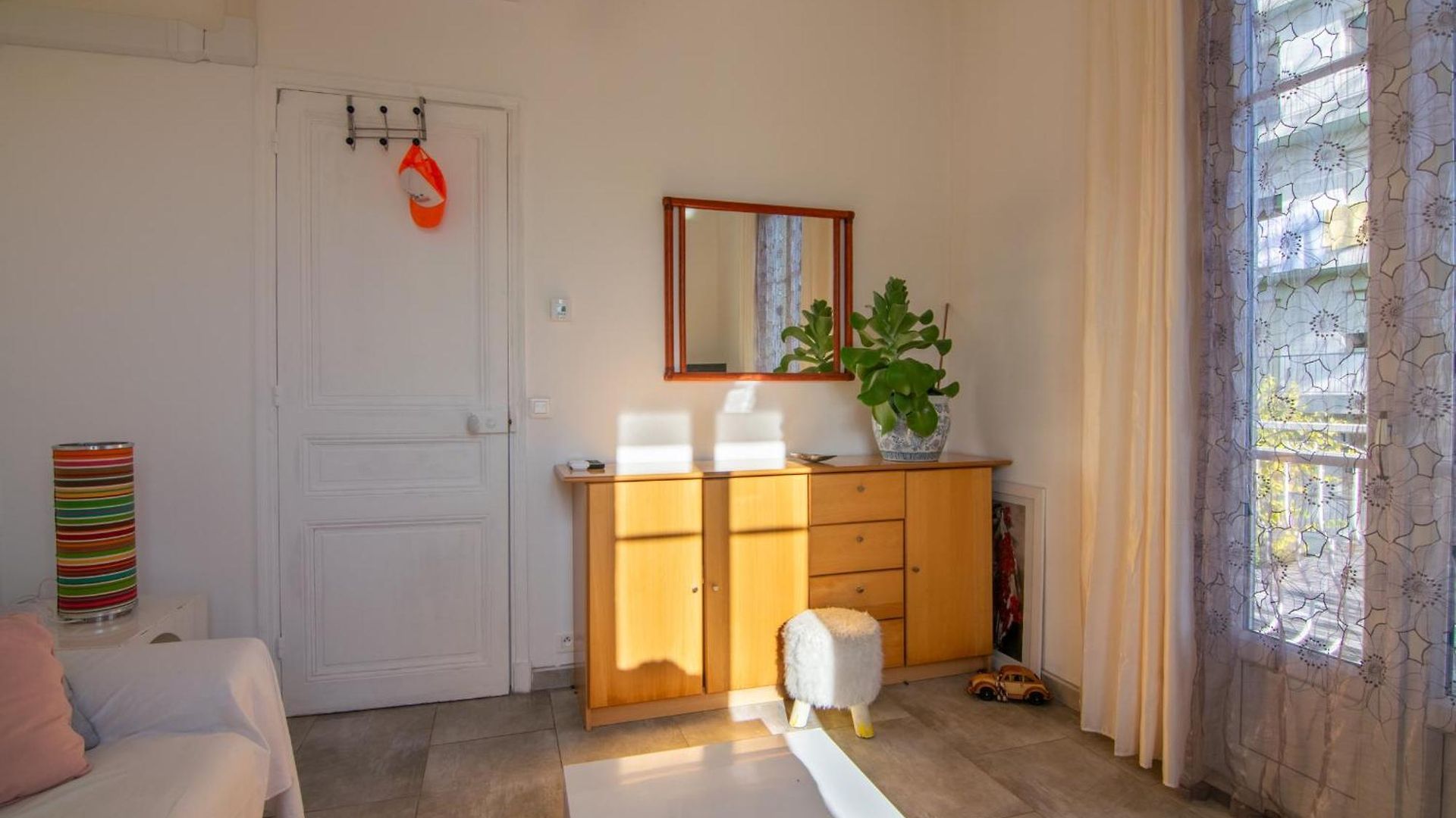 Dans Maison De Avec Jardin