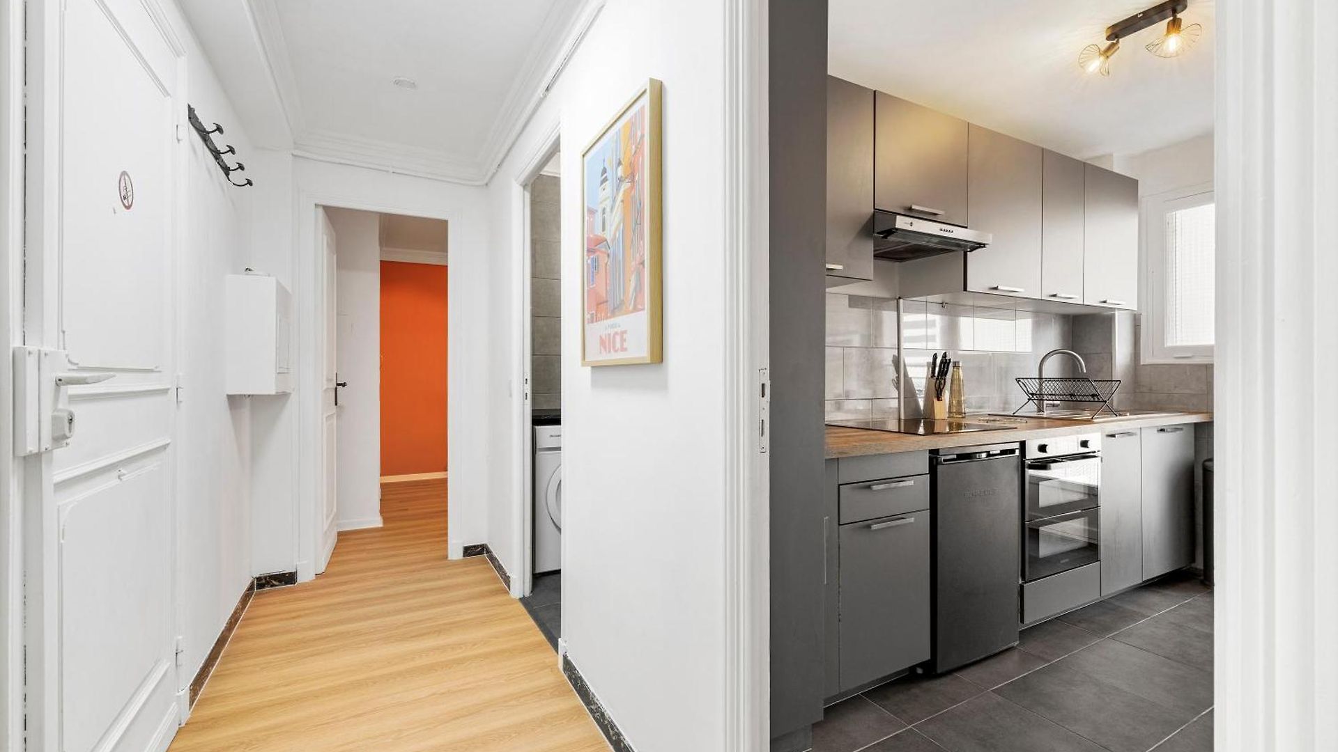 Renting - Philibert - Elegant Spacious Quiet Near The Port Free Parking Nice