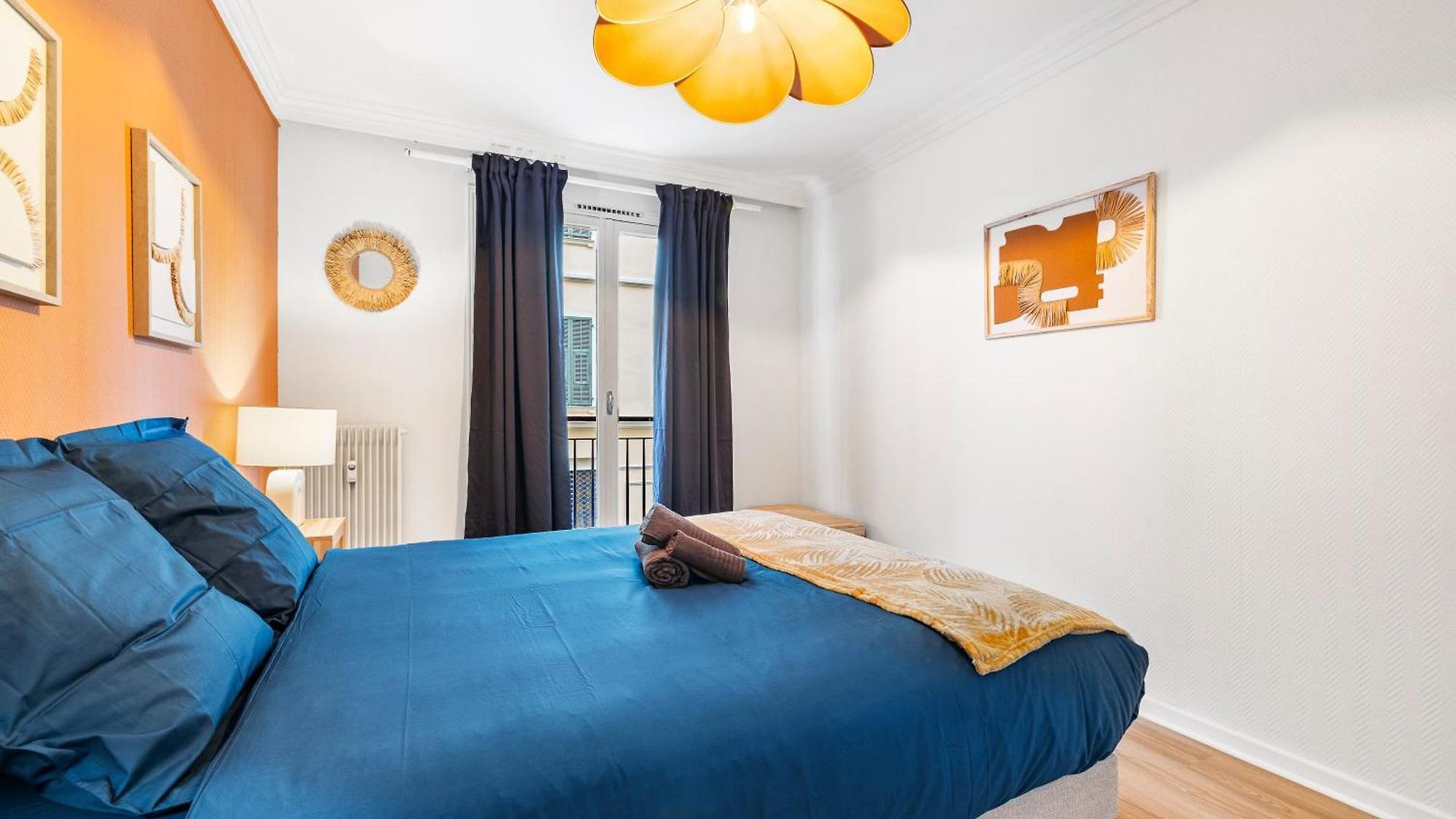 Renting - Philibert - Elegant Spacious Quiet Near The Port Free Parking Nice