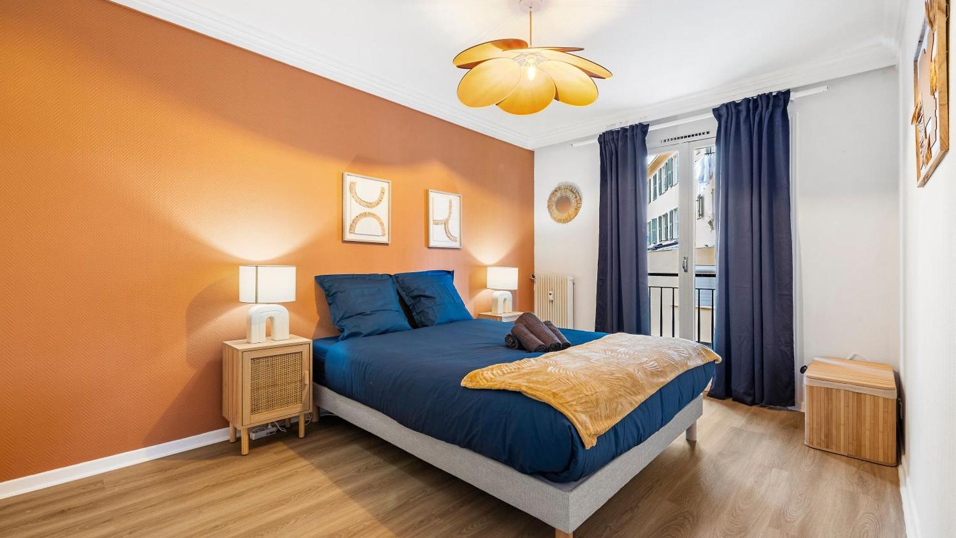 Renting - Philibert - Elegant Spacious Quiet Near The Port Free Parking Appartement Nice