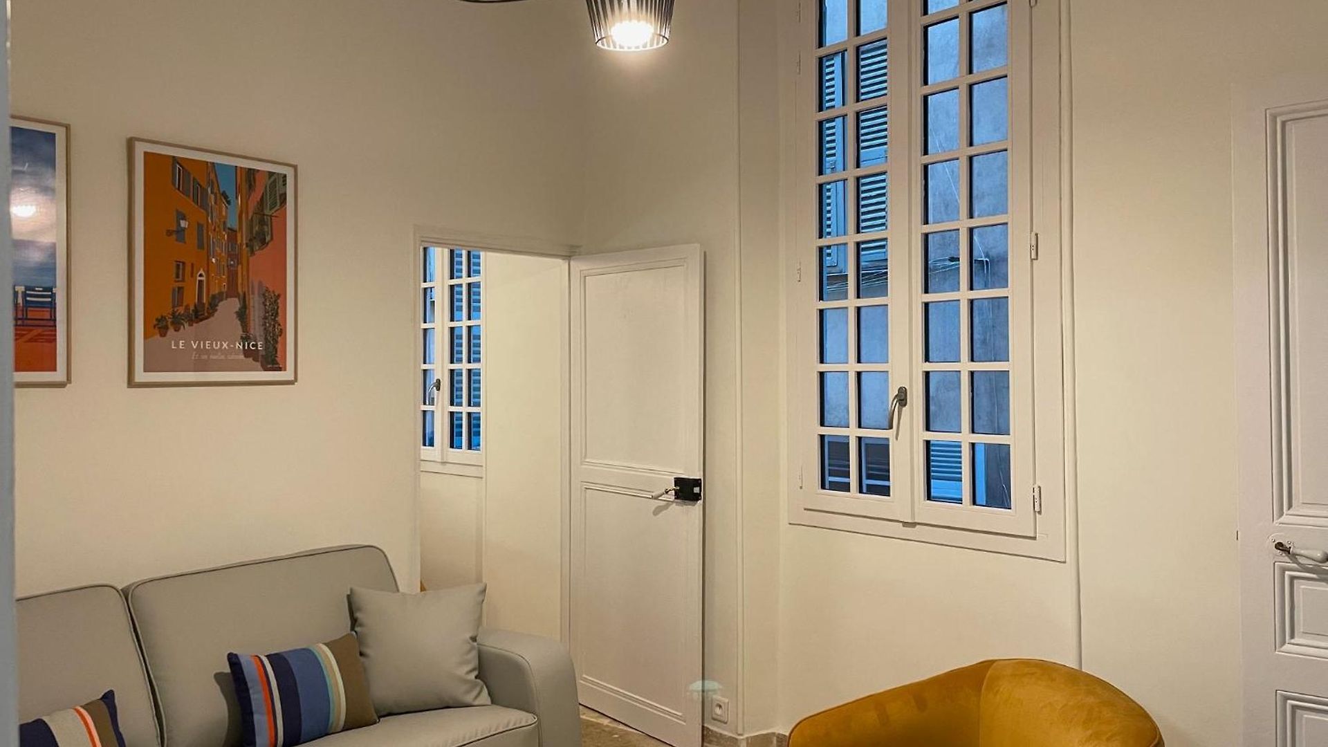 Vieux-nice 3 Pièces Confortable Et Calme Appartement Nice