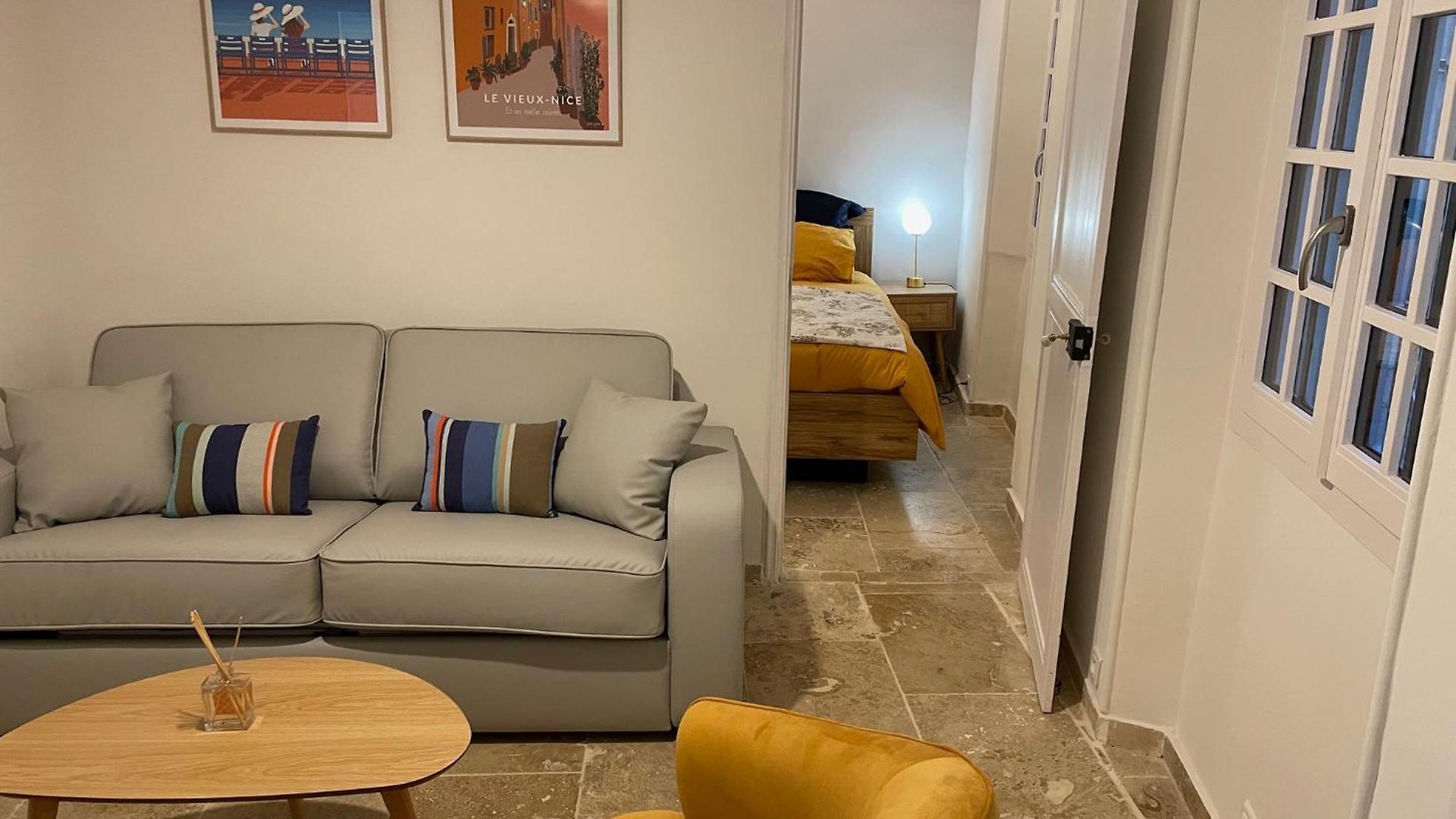 Appartement Vieux-nice 3 Pièces Confortable Et Calme Nice