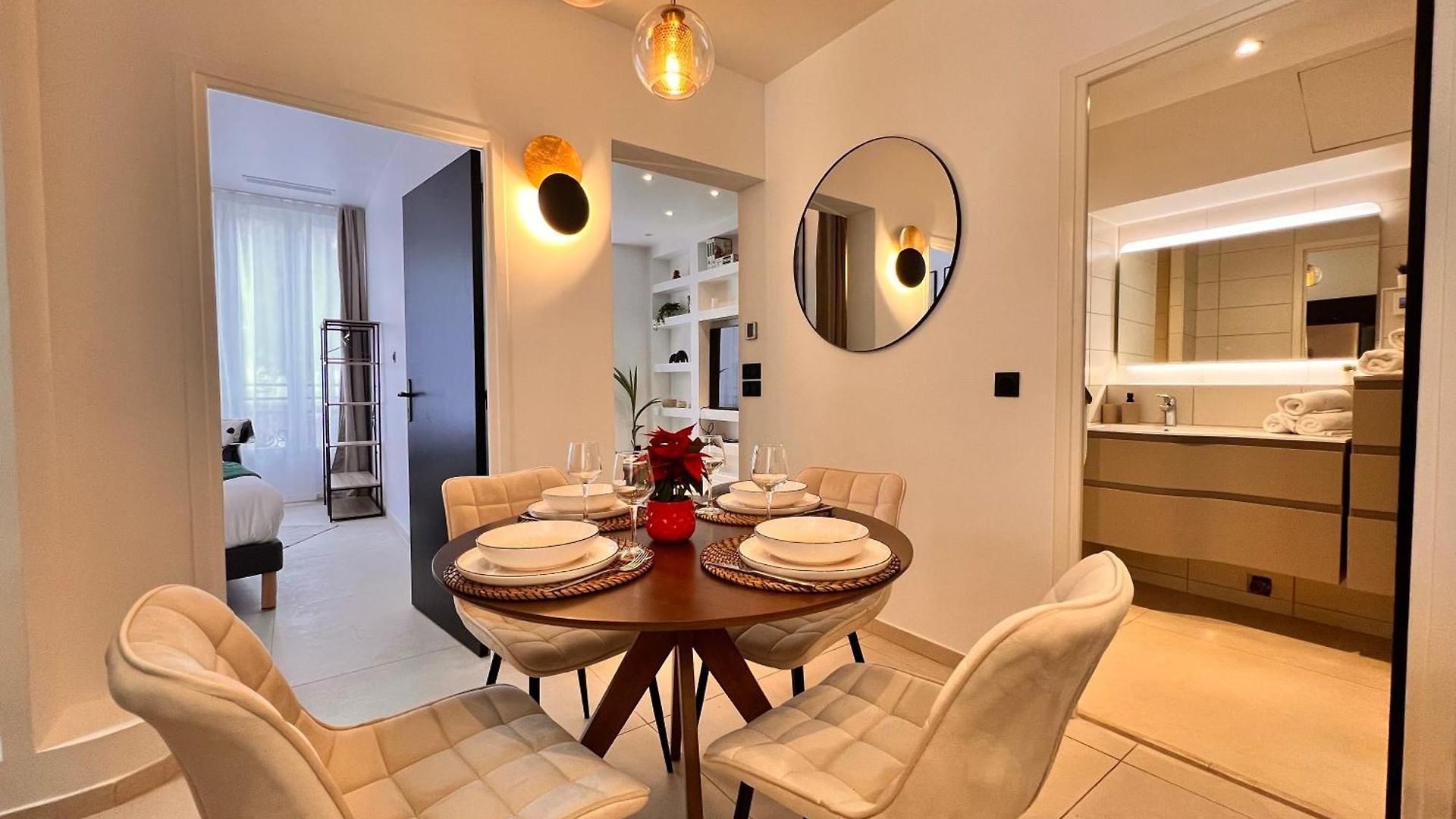Malaussena - Reception 24&7 - Center Liberation Apartment