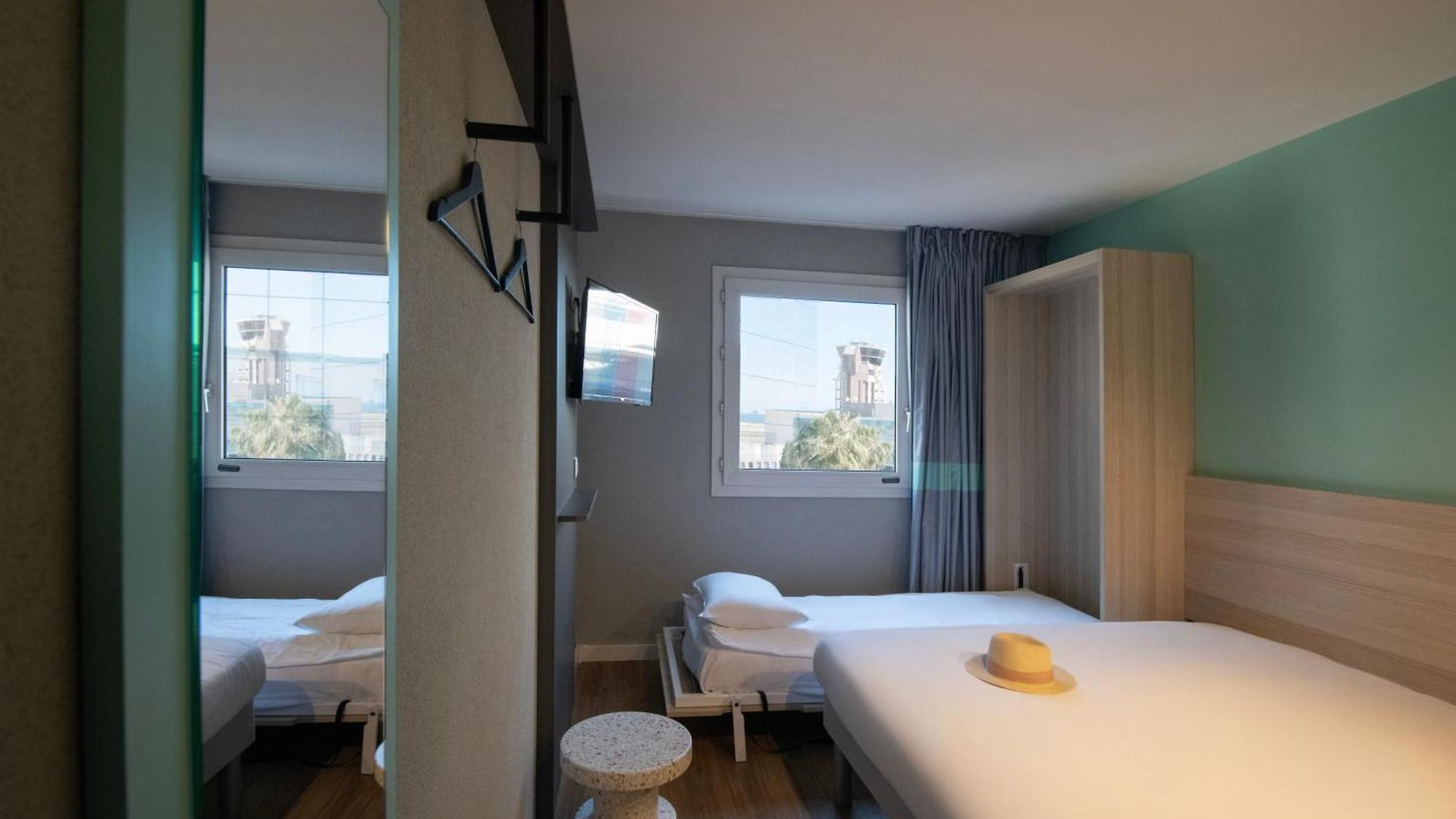 Ibis Budget Aeroport Hotel 2*