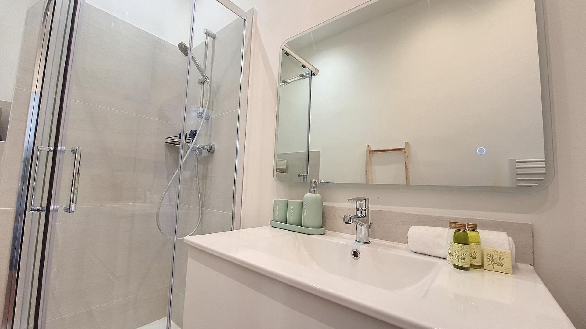 Nestor&jeeves - Reve Bleu - View Port - Balcony Nice
