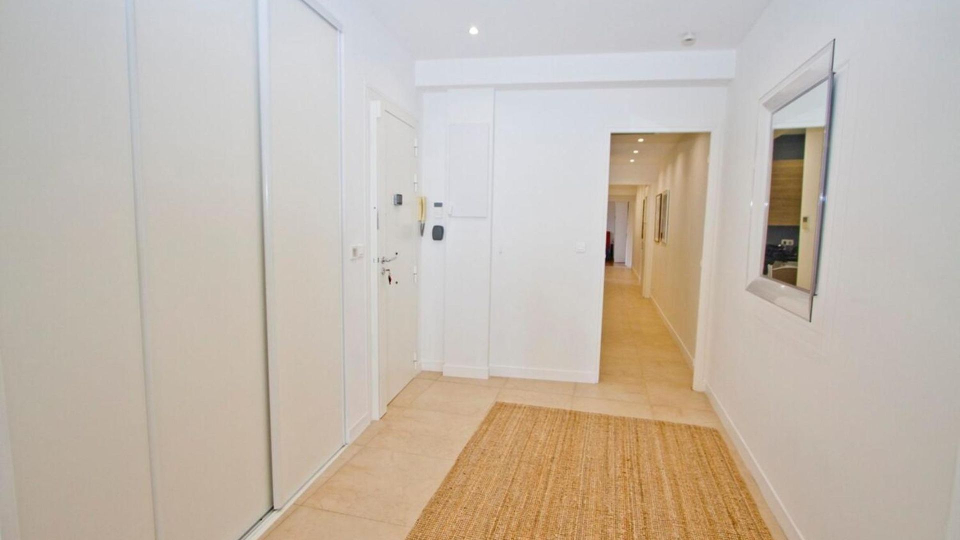 Promenade Des - Sea View 2bdr *