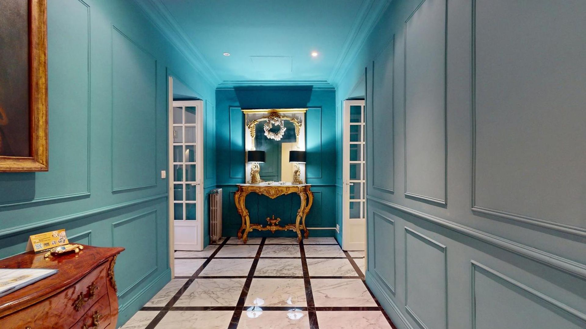 Silver Five Stars House * Nice