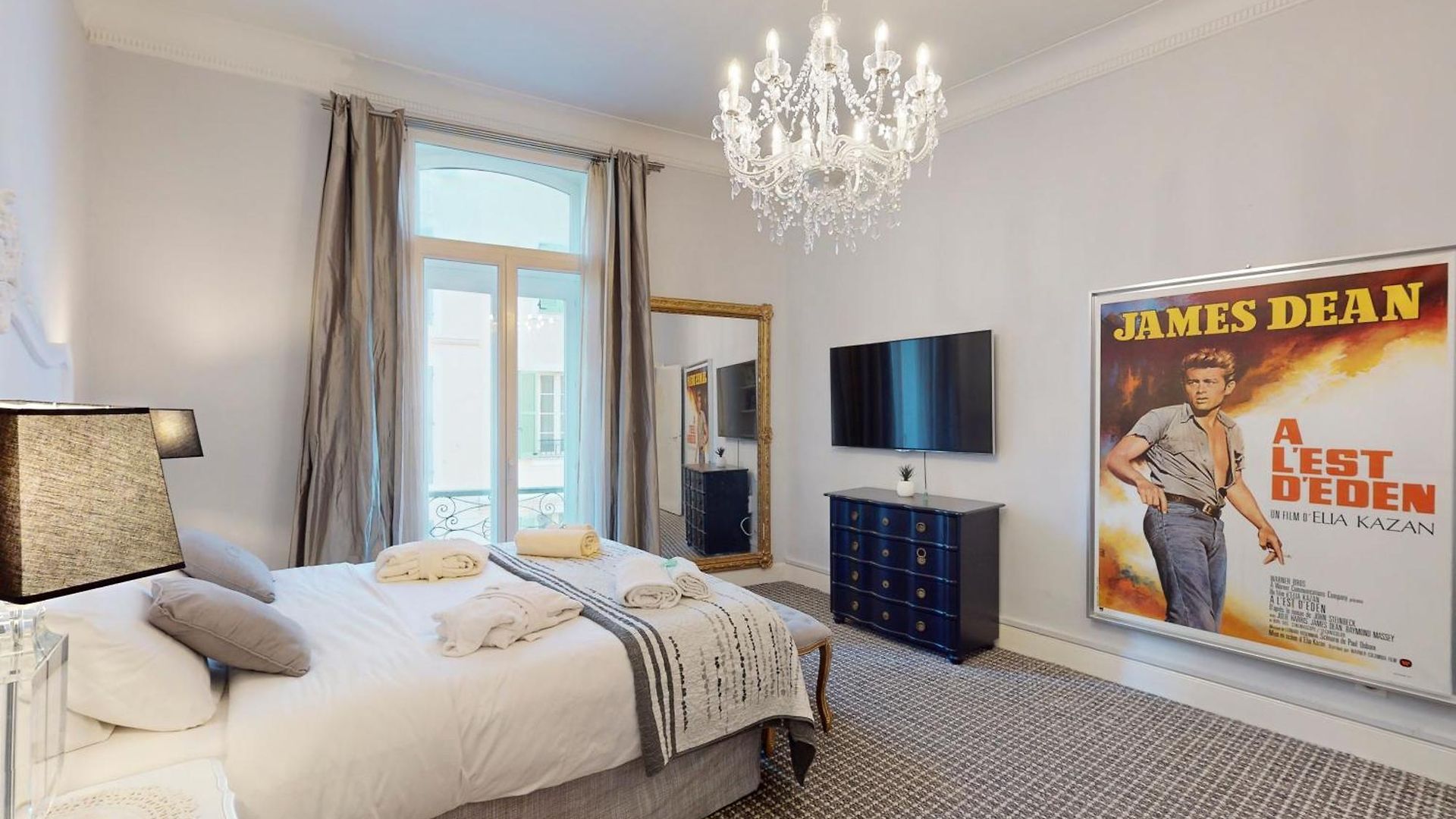Silver Five Stars House Apartment Nice