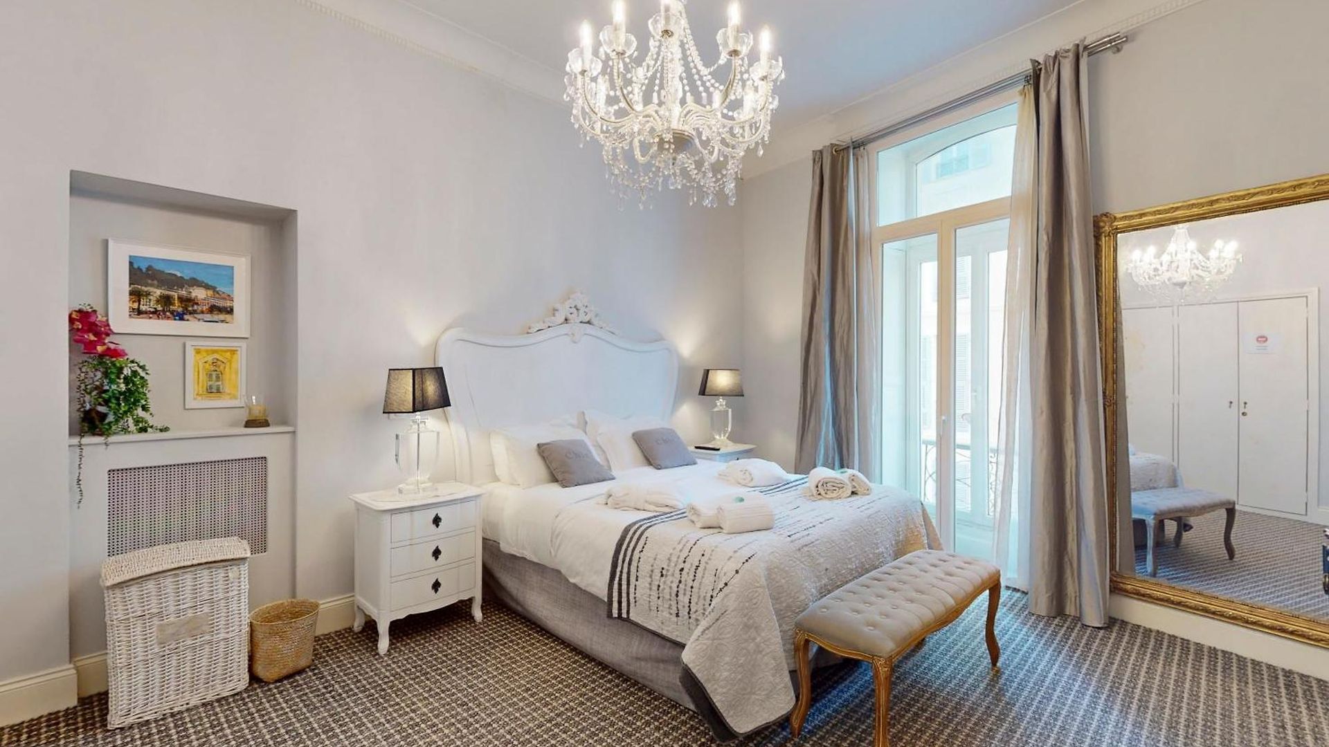 Apartment Silver Five Stars House Nice