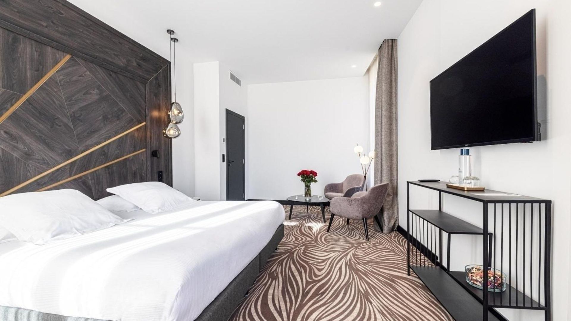 Apollinaire Hotel 4*