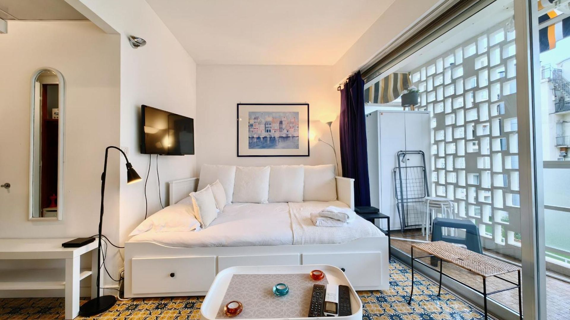 Royal Lux By Guys