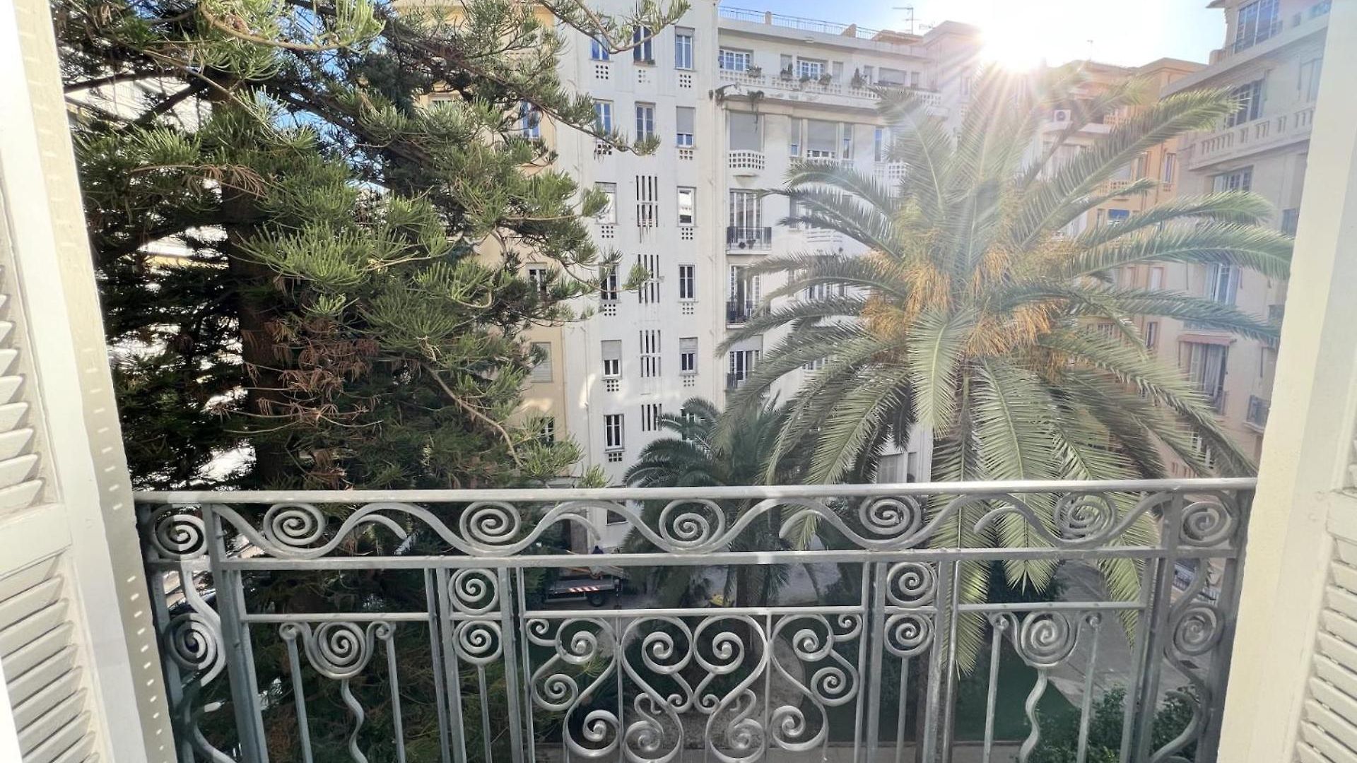 Luxueux 115m2, 3 Centre Avec Parking à 5 Min -climatisation Appartement Nice
