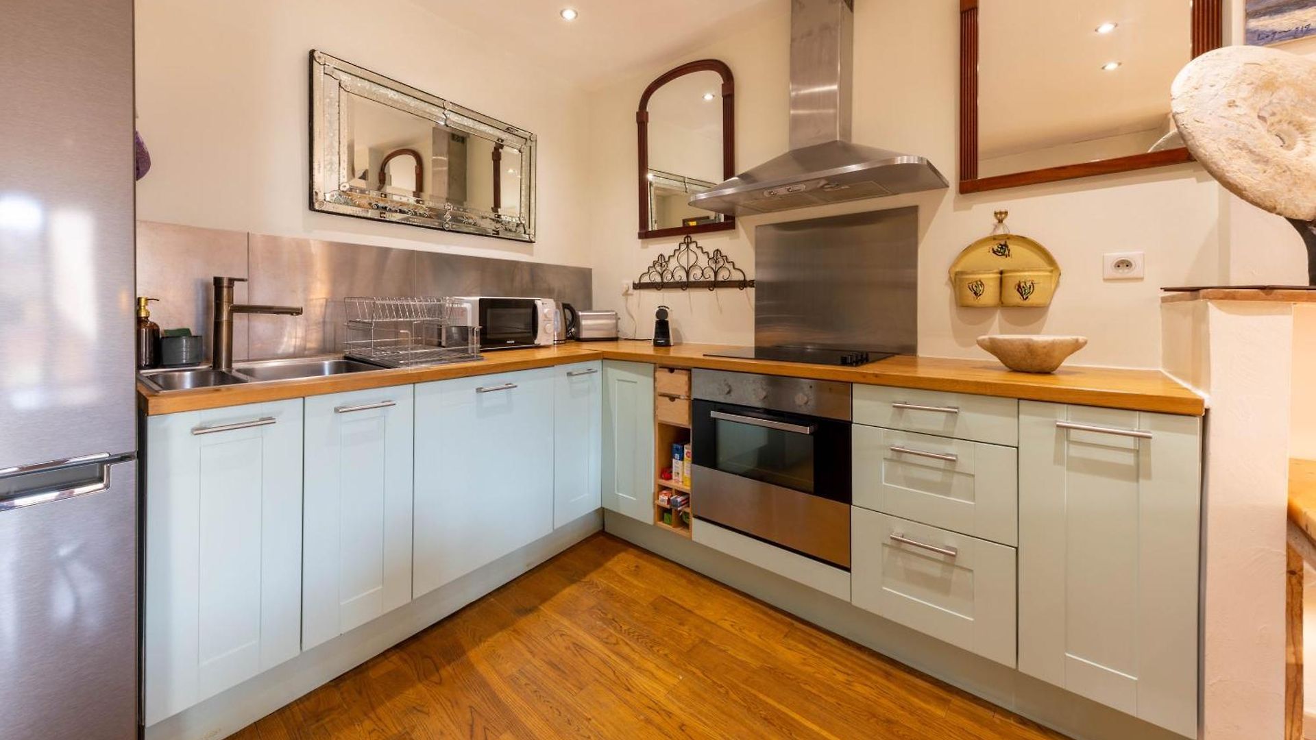 Spacious And Bright Flat Close To The : Heart Of Old Appartement Nice