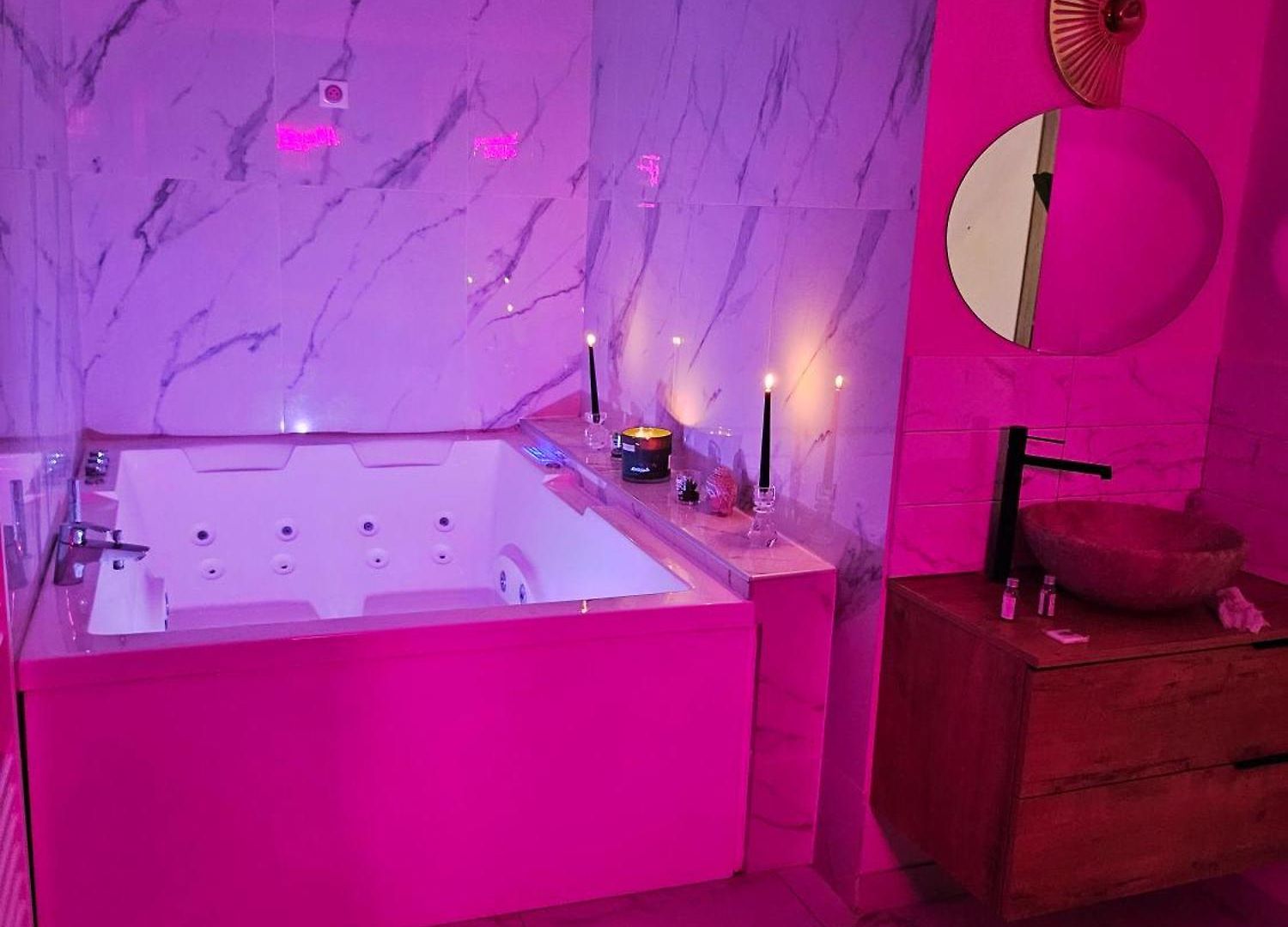 Hotel Loveroom Jacuzzi Passion