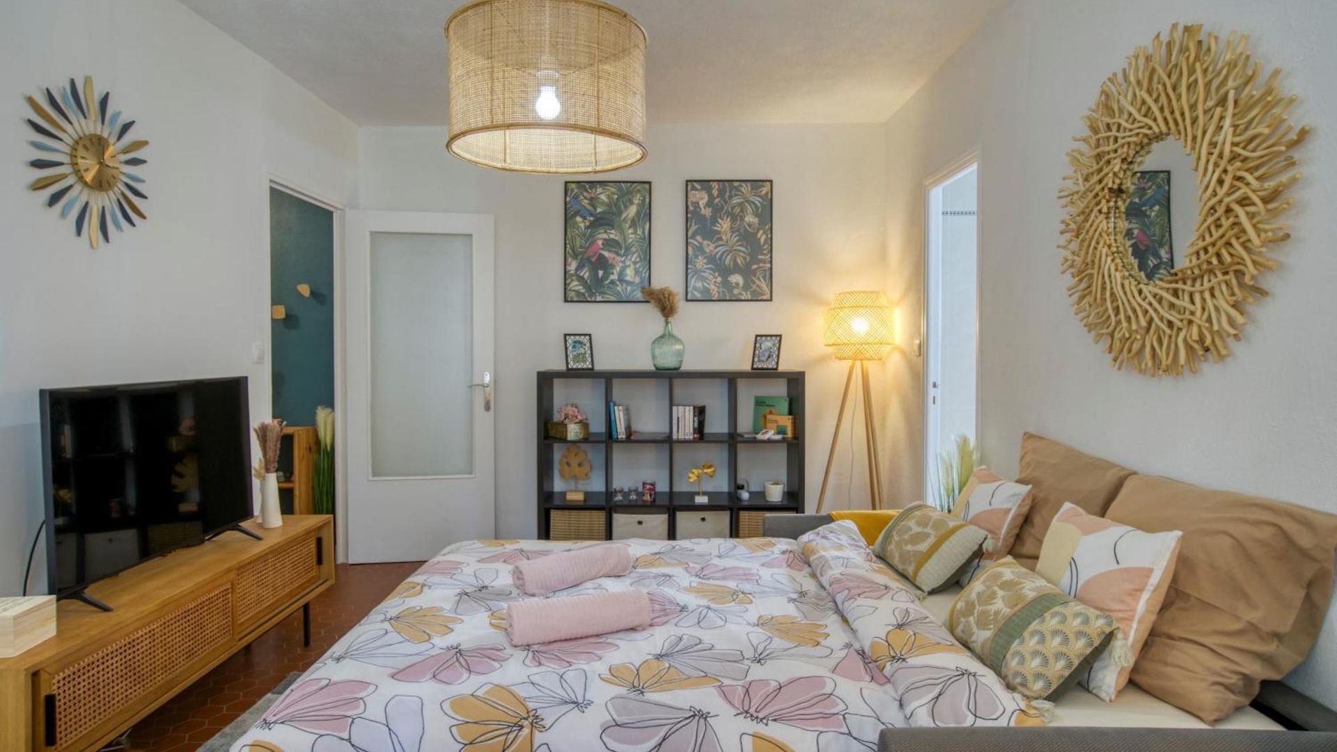 Cosy, Modern, Fully Equipped, Air Conditioning, Historical, Old Town, 1minute Walk From - 