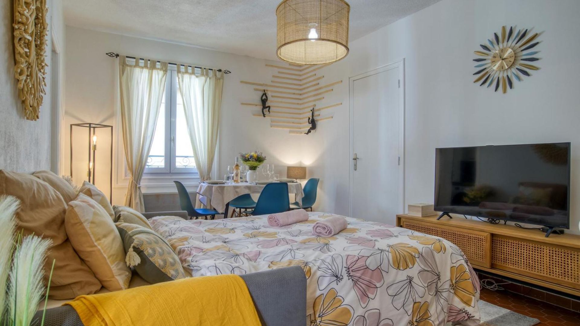 Cosy, Modern, Fully Equipped, Air Conditioning, Historical, Old Town, 1minute Walk From - 