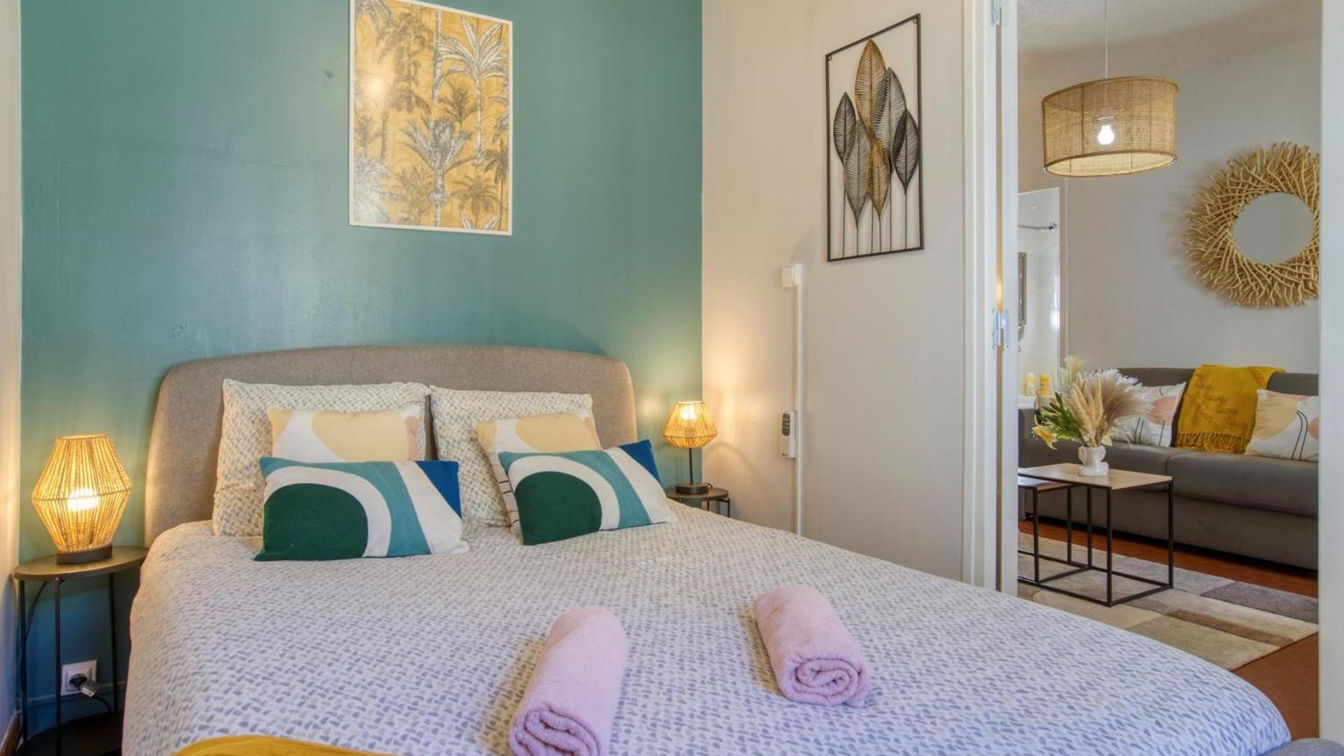 Cosy, Modern, Fully Equipped, Air Conditioning, Historical, Old Town, 1minute Walk From - 