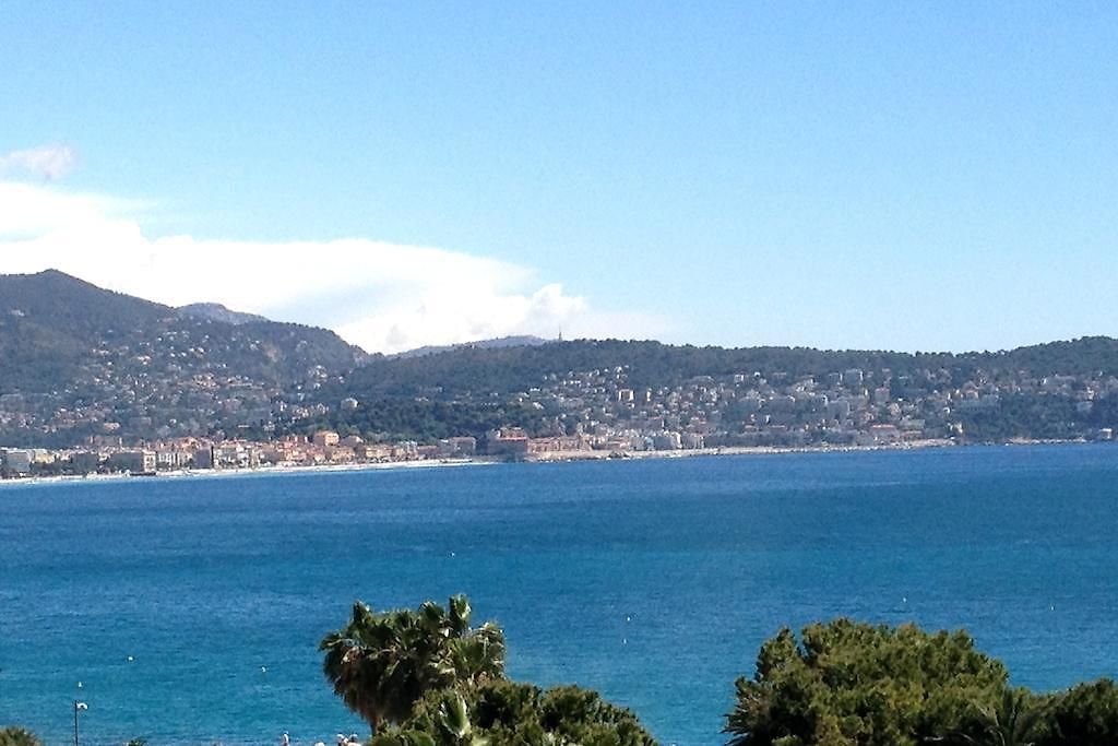 Le Riviera *