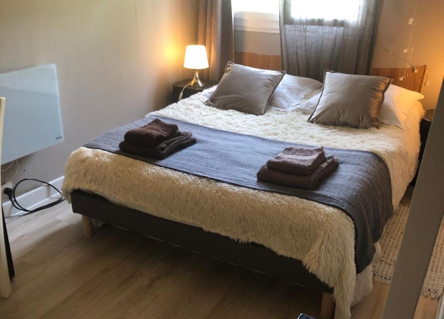 Charmante Privee 5/10 Mn Du Centreville/port-jardin/parking Bed & Breakfast *