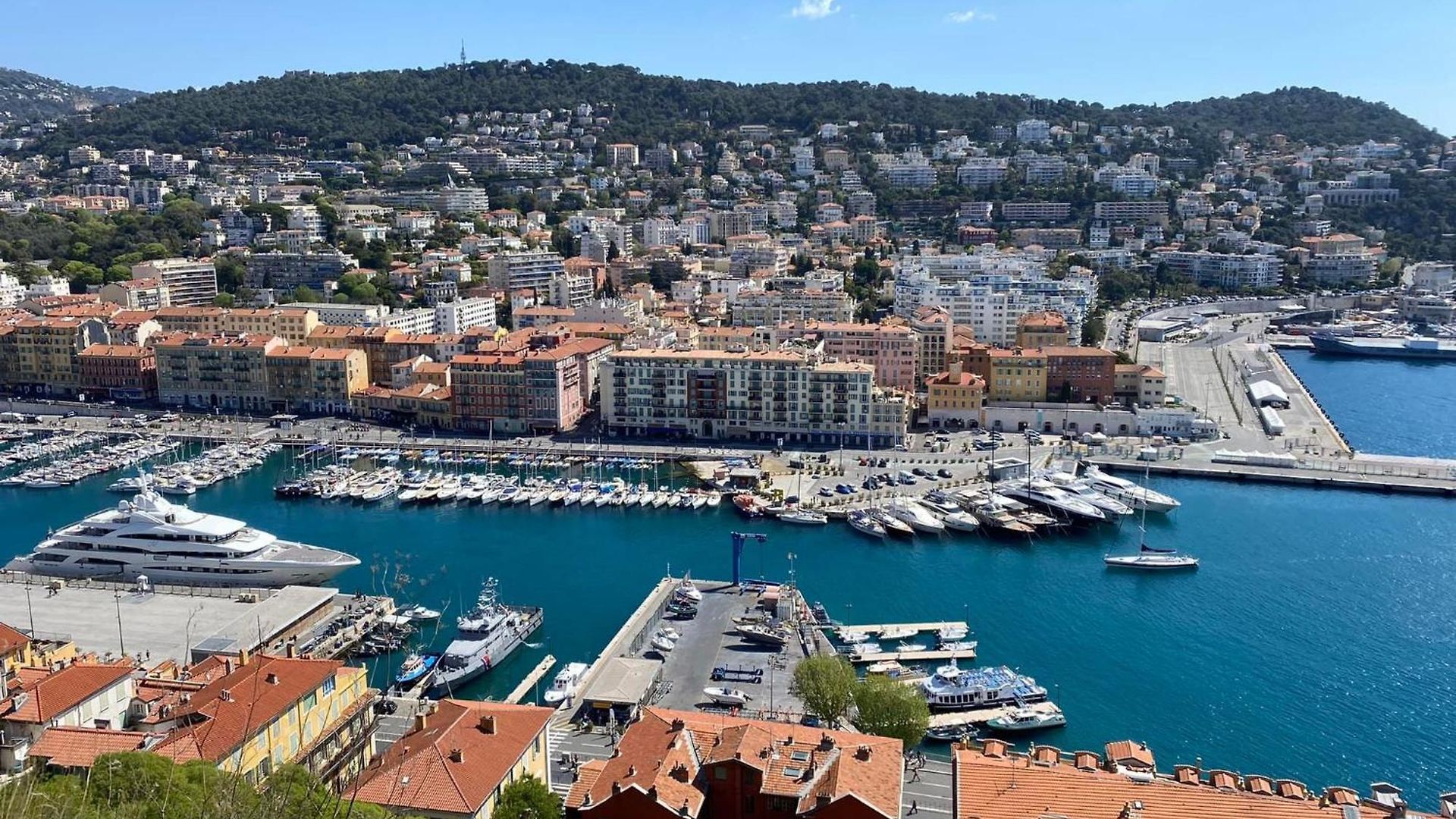 Appartement Quiet Floor 2 Bedroom Flat Near Port With Lift Balcony Ac And Fast Wifi *
