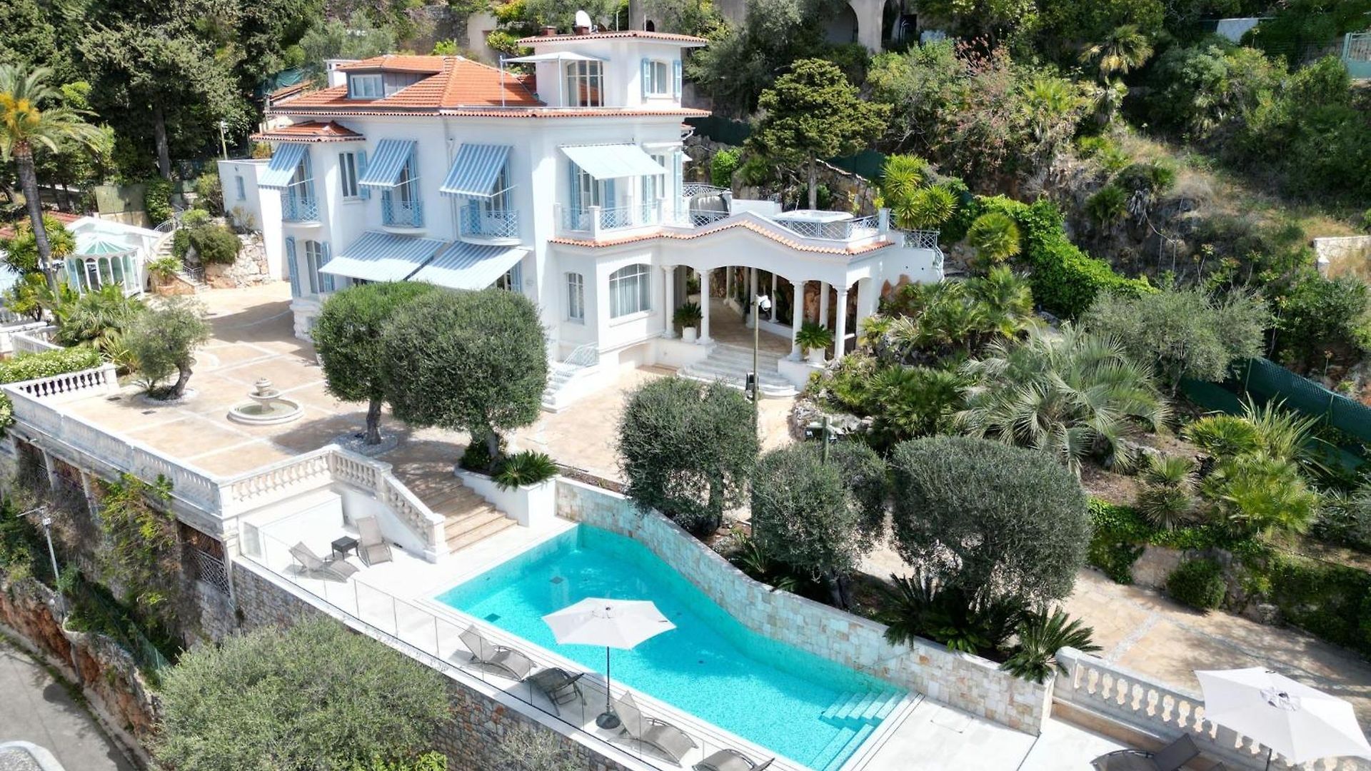 Villa Luxury At Mont Boron, Swimming Pool Overviewing The Bay
