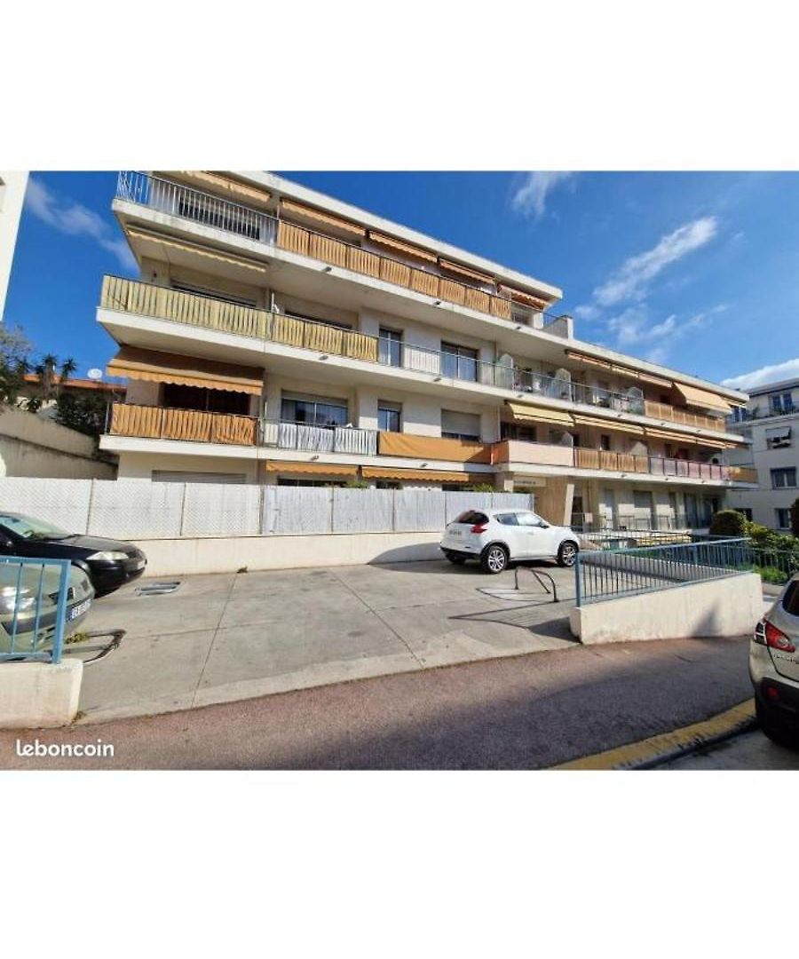 Loft Magnan - Parking - Ideal Couples -beach -tram & Supermarkets - New & Confort-ac *