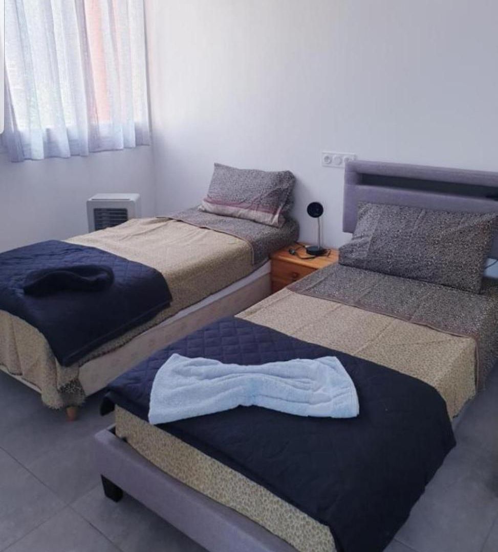 Renove 2023 Proche Aeroport 5min, Gare Sncf 2 Min, Tramway Au Pied De L'immeuble , Parking Possible, Renovated 2023 Near The Airport 5 Min, Train Station 2 Min, Tram Next To The Building 1 Min, Parking Possible Nice