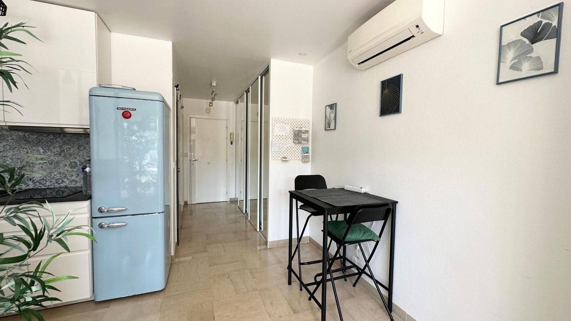 Apartment Nice, Grand Studio - Piscine - Terrasse Vue Mer