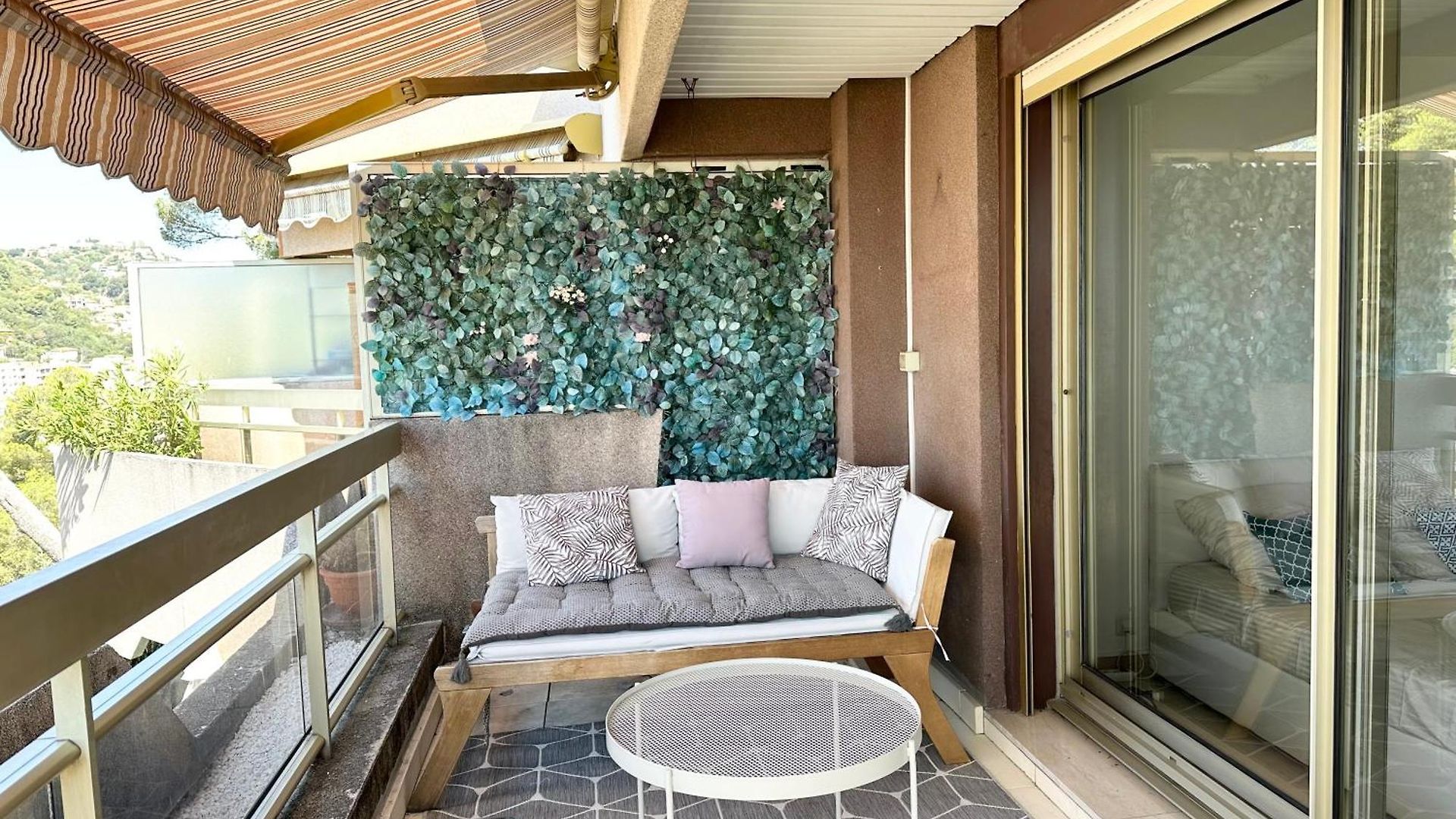 Nice, Grand Studio - Piscine - Terrasse Vue Mer