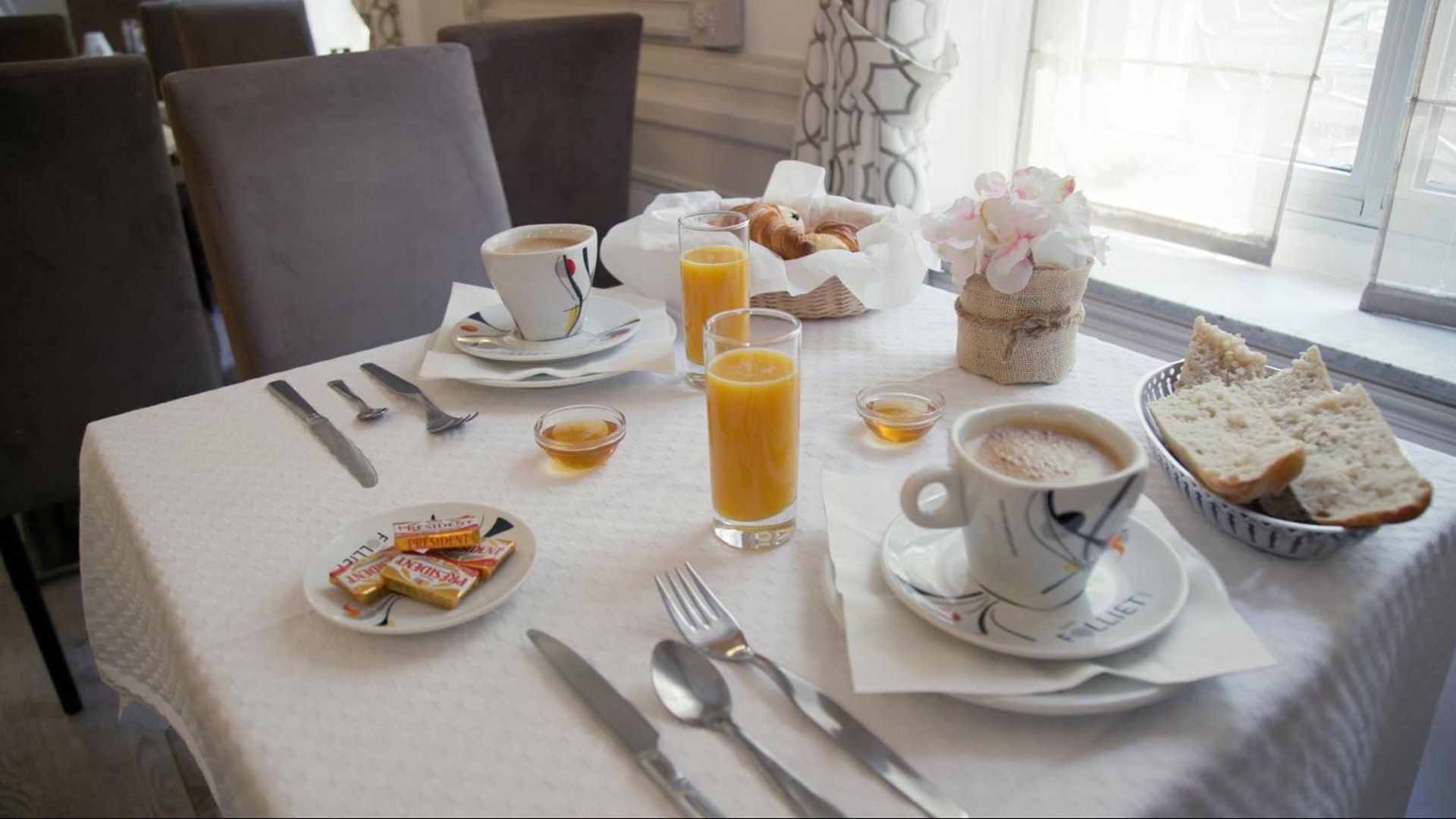Hotel Busby 3*