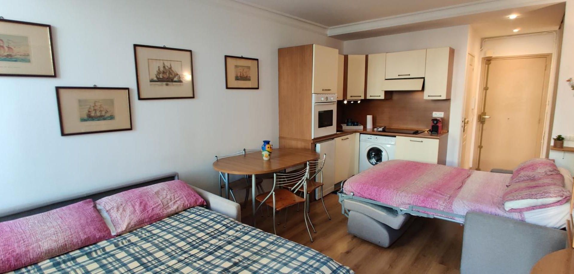 Appartement Close To Beaches And Shops, Up 6 Pers